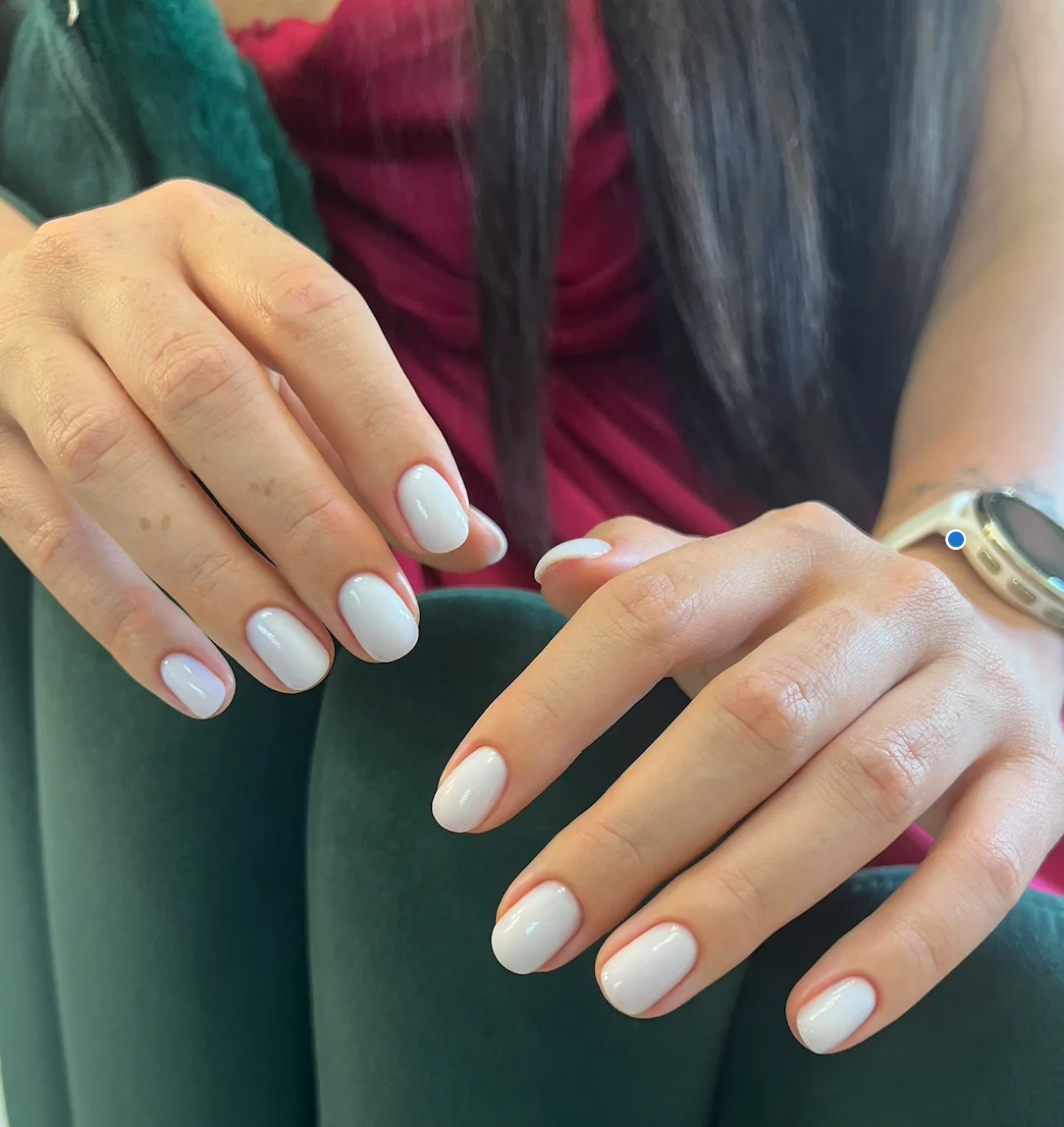 Manikúra v salonu v Libni: klasická, pánská, japonská i s gel lakem