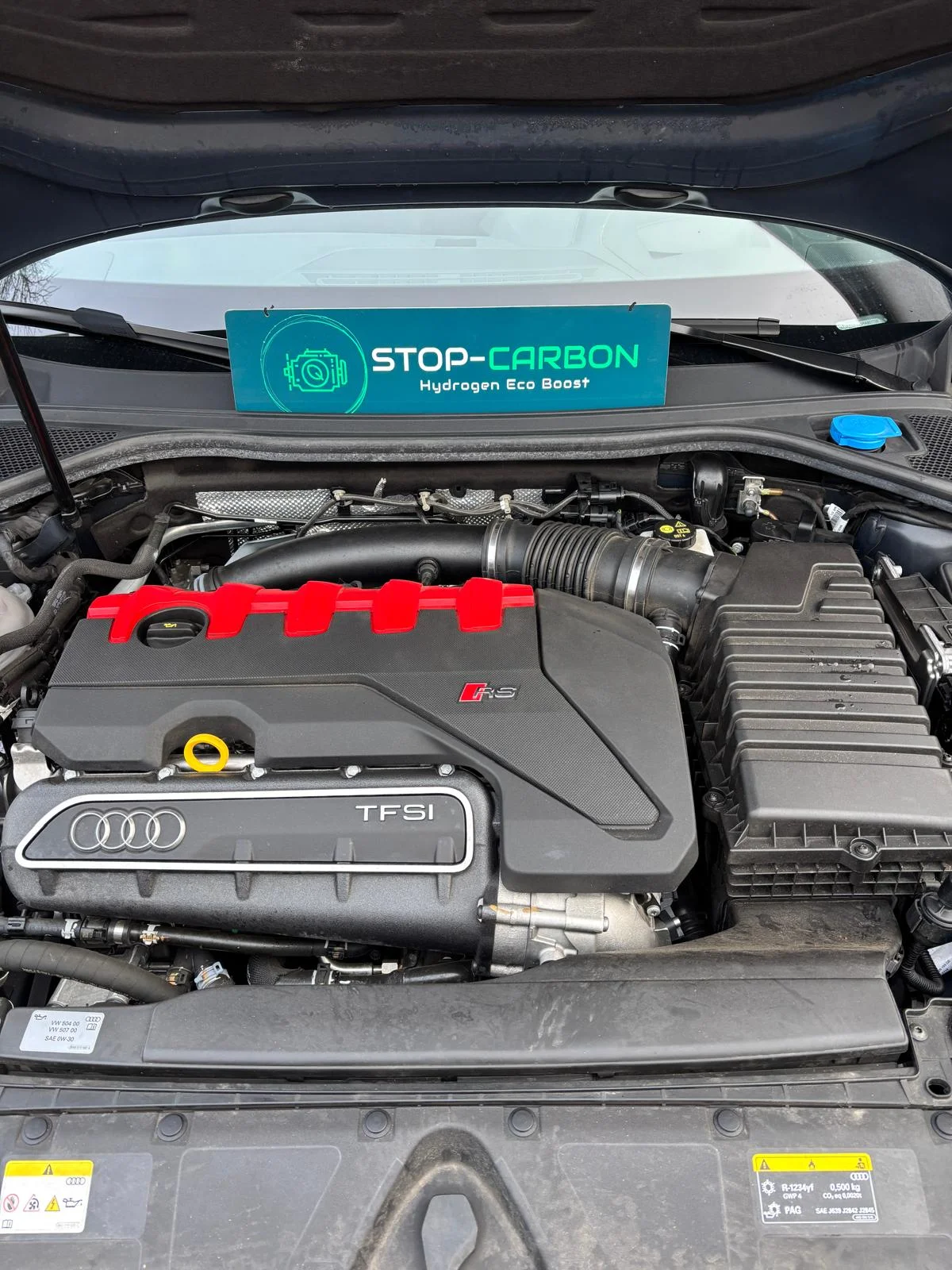 Dekarbonizace motoru vodíkem pro lepší výkon i nižší spotřebu