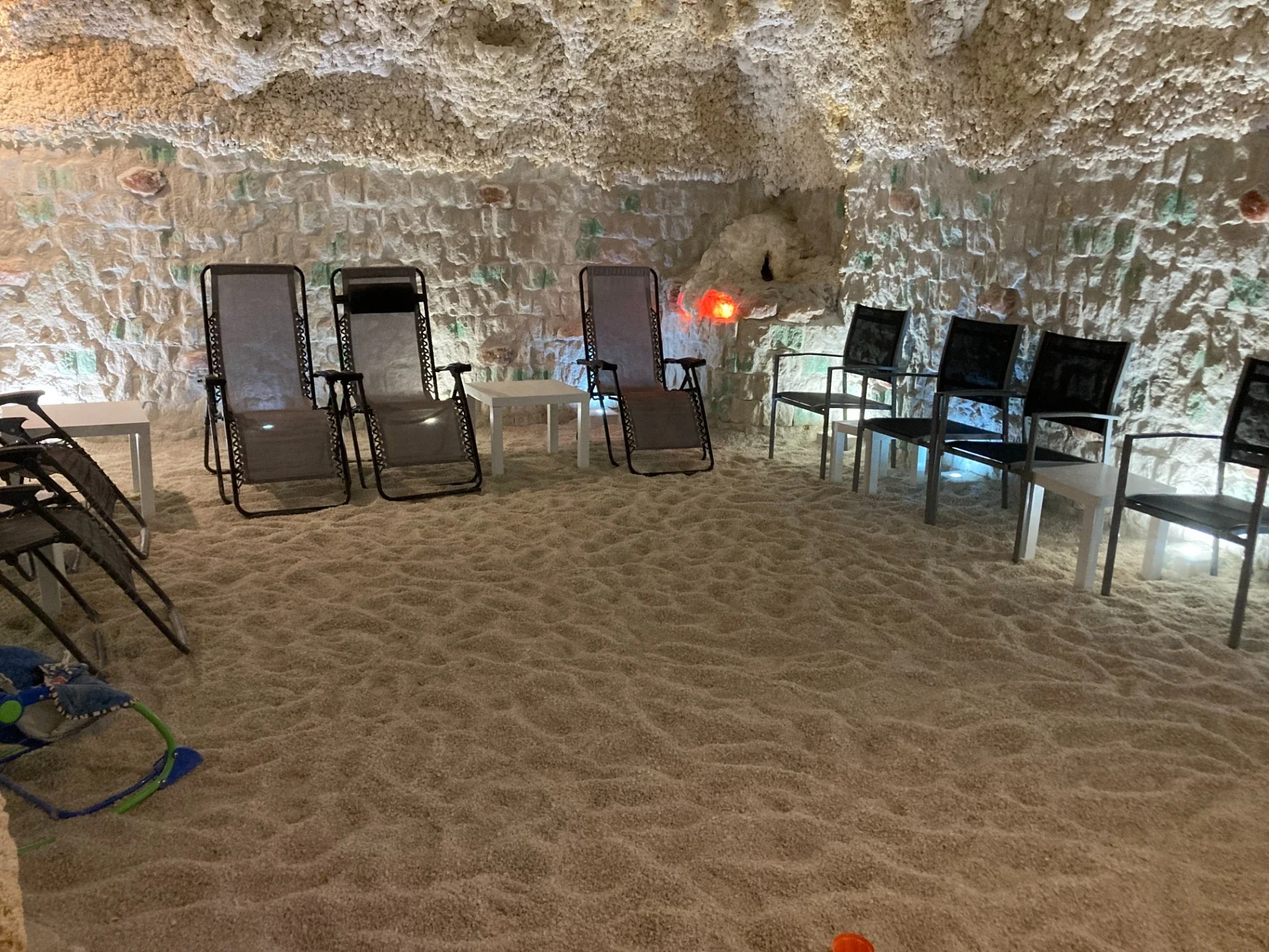 Solná jeskyně v Karlových Varech: Vstupy pro dospělé, dítě do 130 cm zdarma