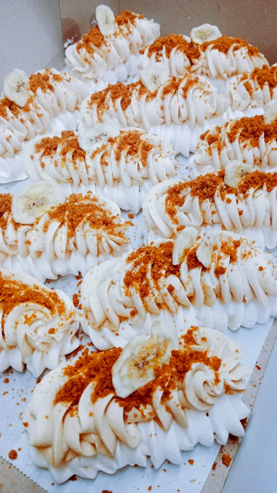 Dezert dle výběru a limonáda nebo káva v kavárně se solnou jeskyní