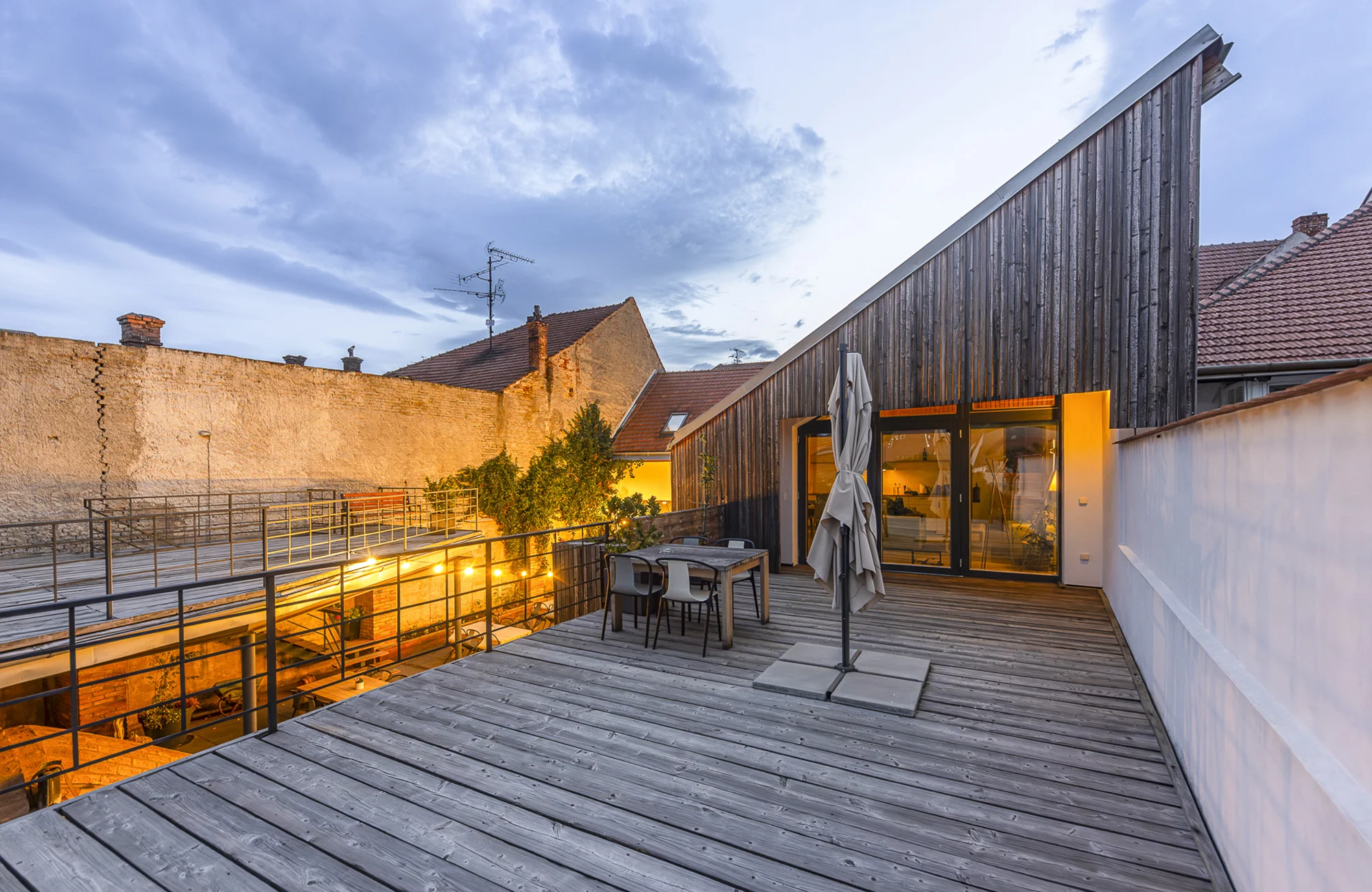 Odpočinek v Mikulově na jižní Moravě: prémiové apartmány s terasou i večeří