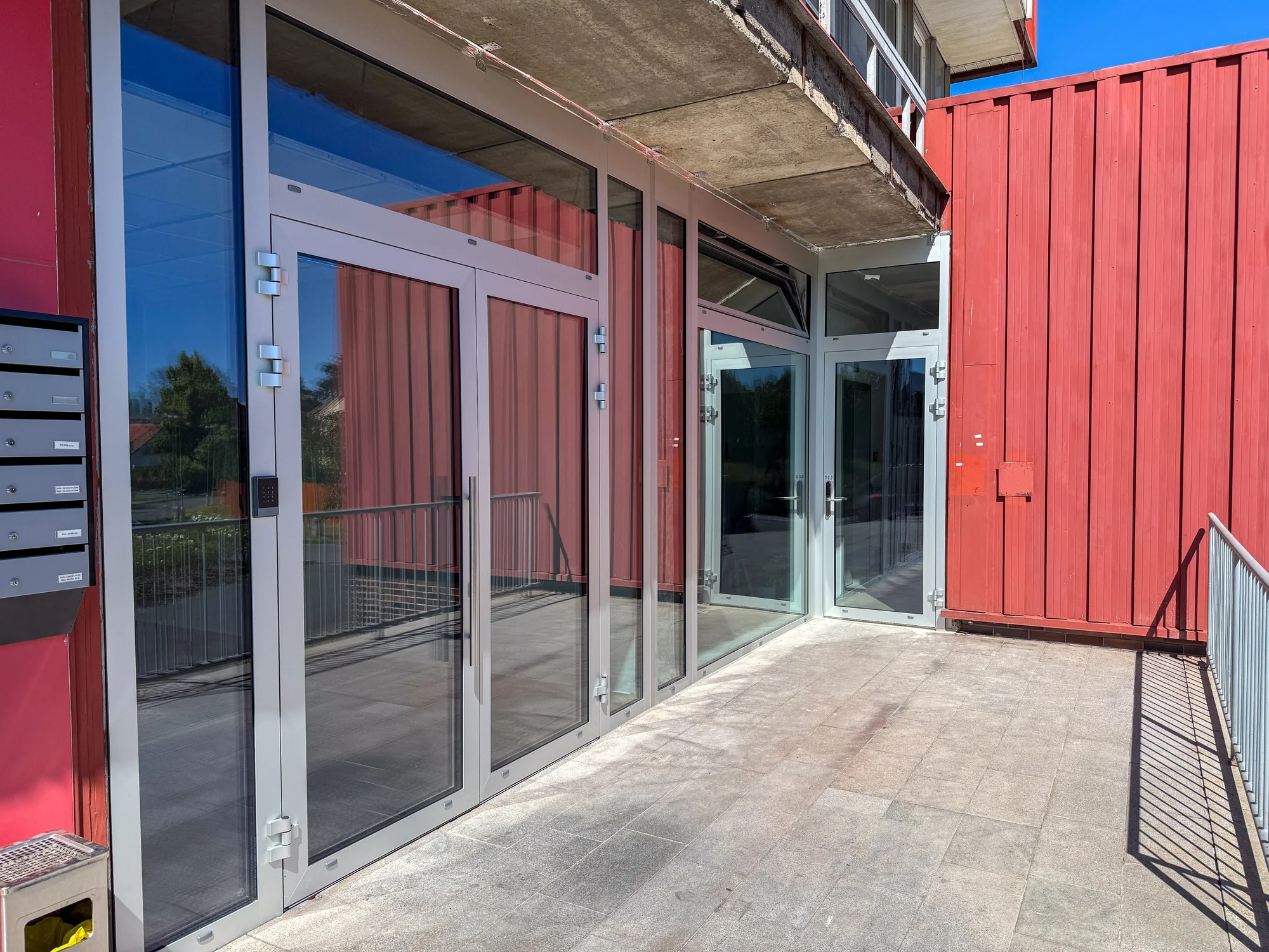 Pobyt v Klatovech v ikonické budově telekomunikace: možnost VIP prohlídky, blízko centra