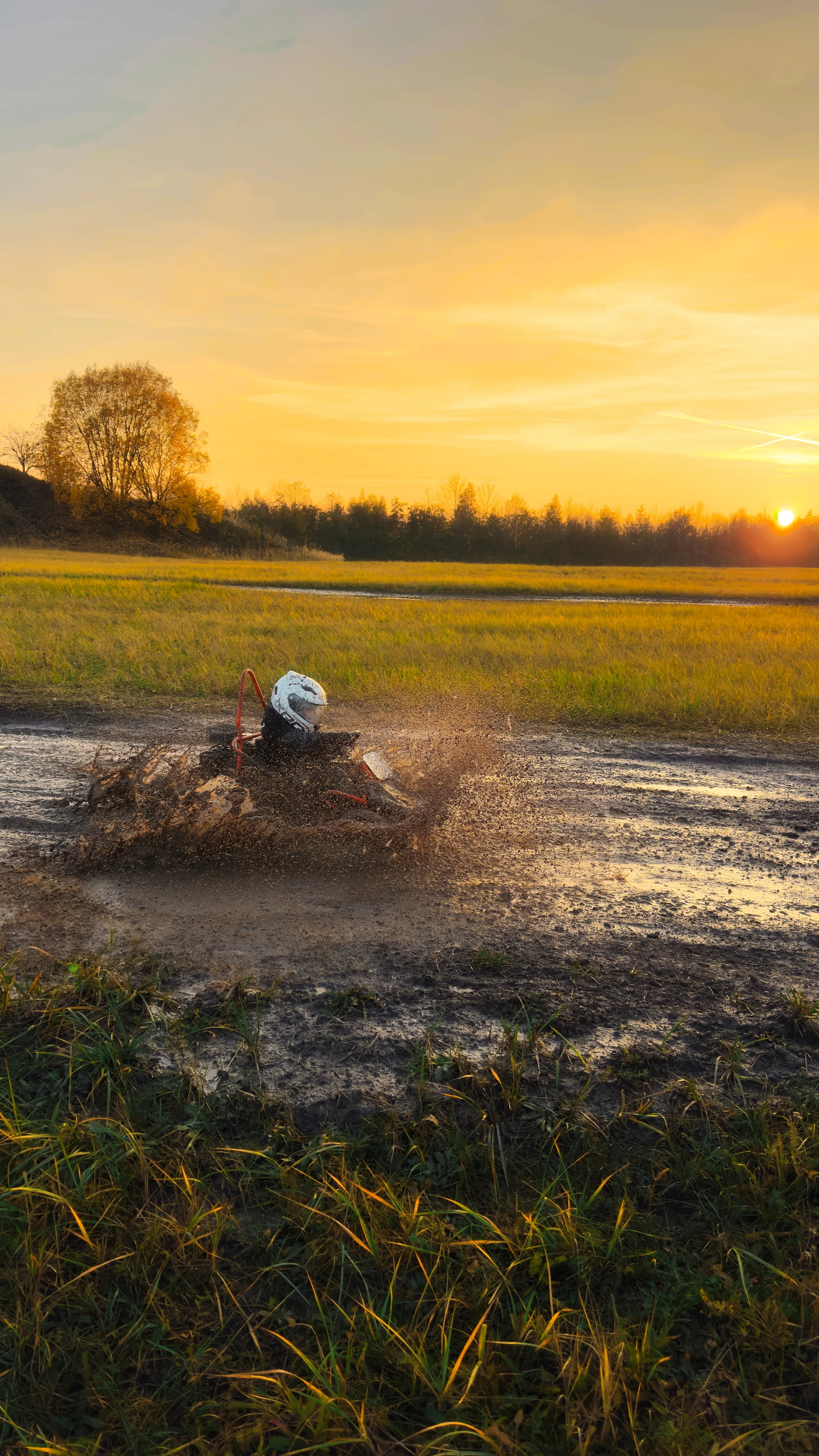 Dětské offroadové čtyřkolky a buginy: 30 minut jízdy na bezpečné ploché dráze
