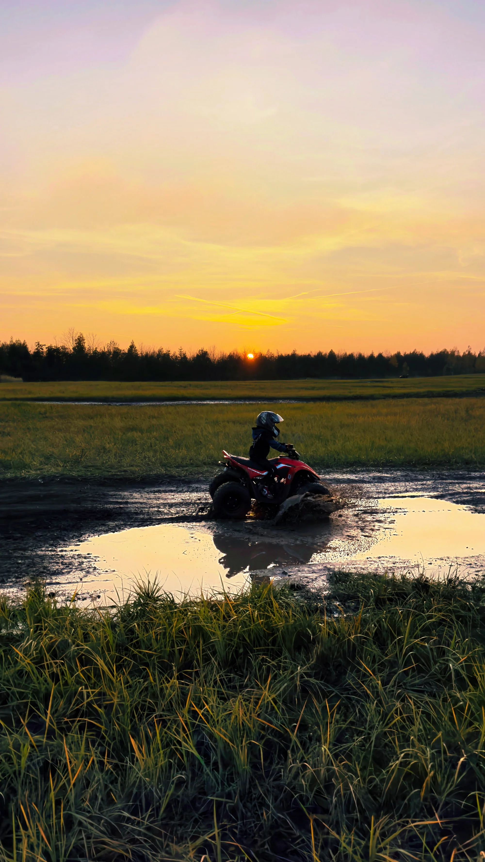 Dětské offroadové čtyřkolky a buginy: 30 minut jízdy na bezpečné ploché dráze