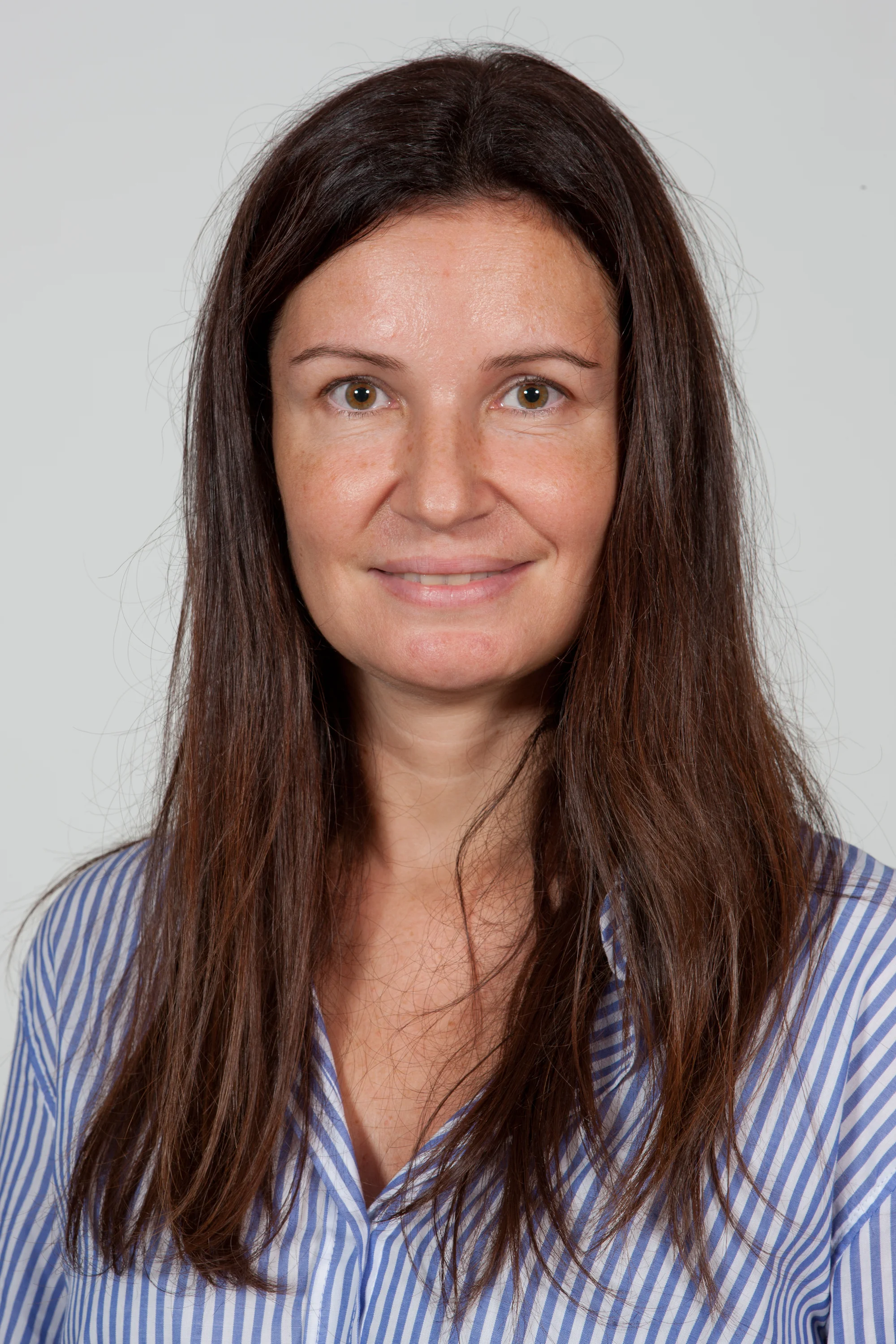 Kurz líčení pro 1 či 2 osoby s profesionální vizážistkou i vč. balíčku kosmetiky