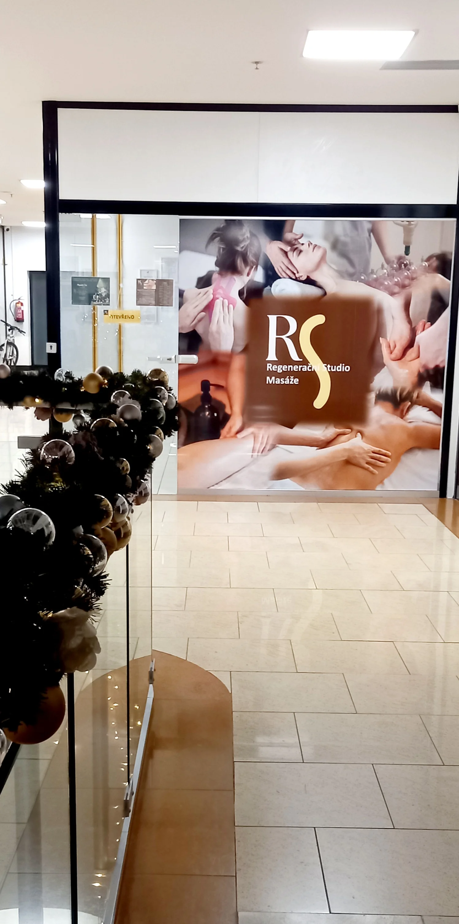 30-120min. masáž dle výběru: lymfatická, relaxační, Dornova metoda i Breussova masáž