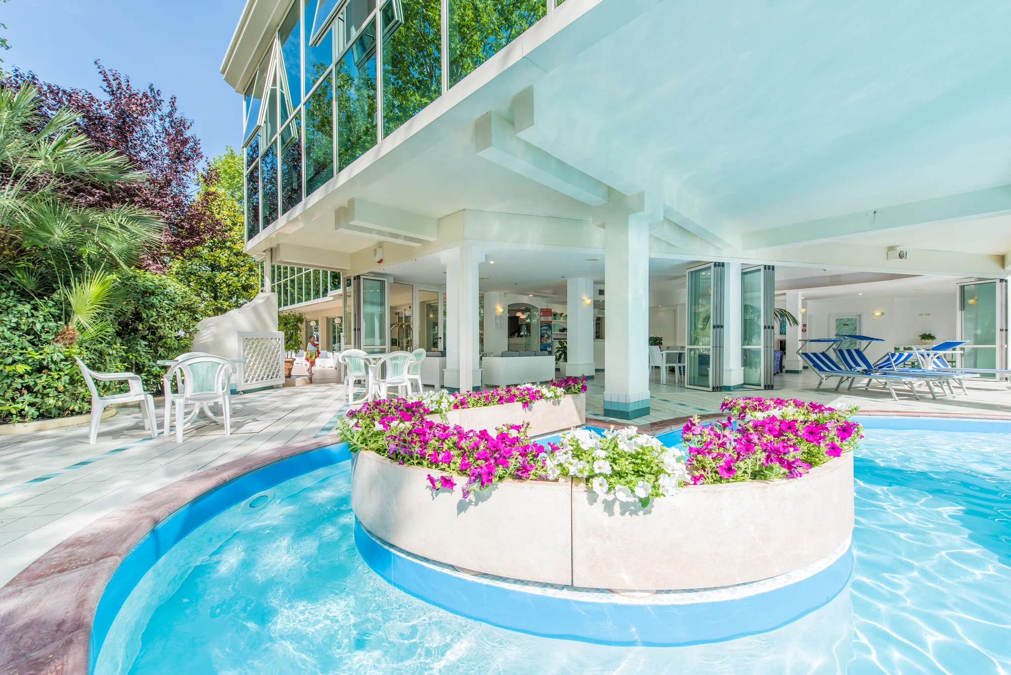 Italský Jadran: 4* hotel nedaleko Rimini, neomezeně wellness i polopenze