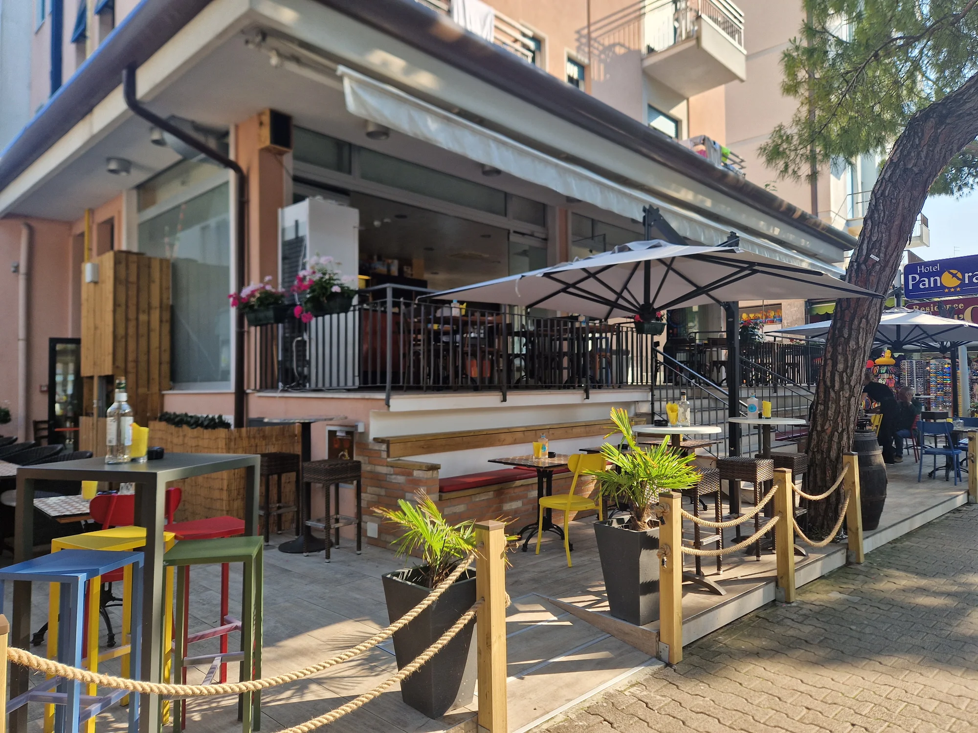 Italské Jesolo: 3* hotel přímo u pláže a snídaně či polopenze