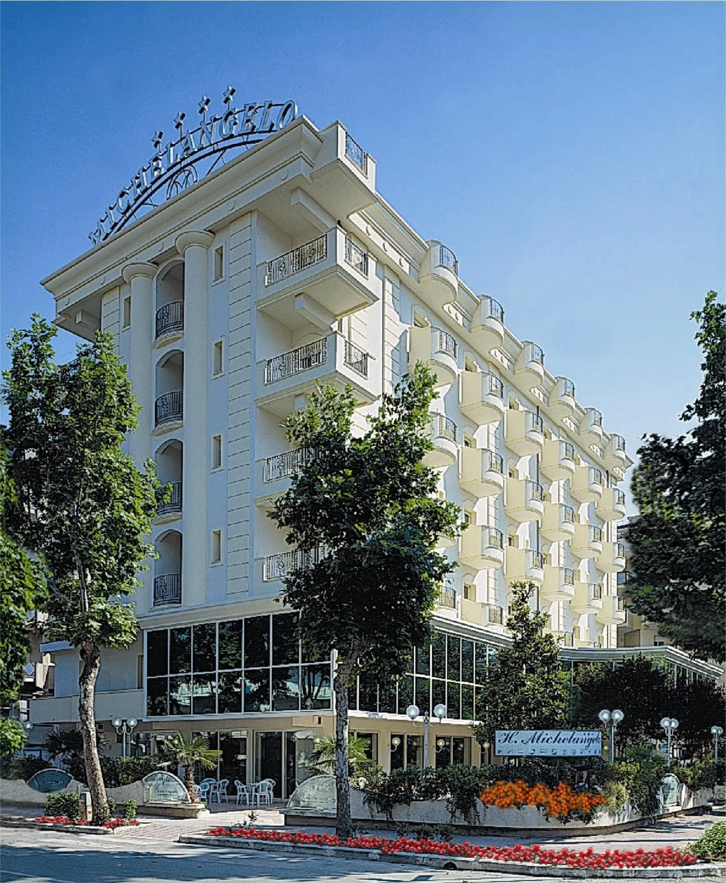 Italský Jadran: 4* hotel nedaleko Rimini, neomezeně wellness i polopenze