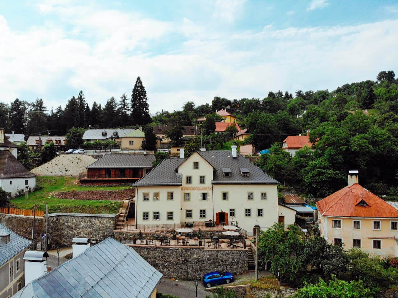 Spojení historie a luxusu v oblíbené Banské Štiavnici: hotel jen 300 m od Nového zámku