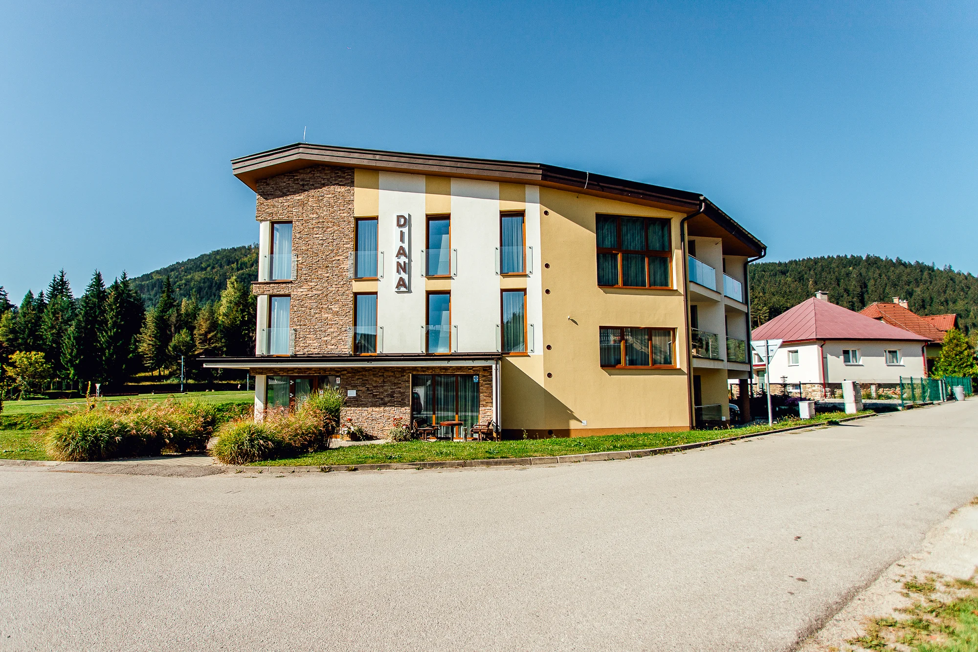 Relaxační pobyt v Lázních Lúčky s procedurami a vstupem do venkovních bazénů