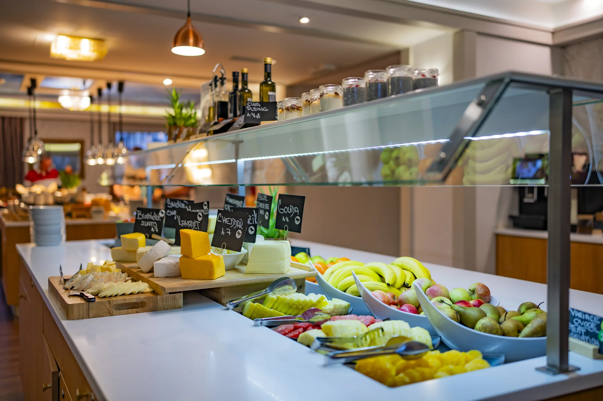 Legendární Grand Hotel International v Praze: pobyt se snídaní i michelinskou večeří, skvělá dostupnost do centra