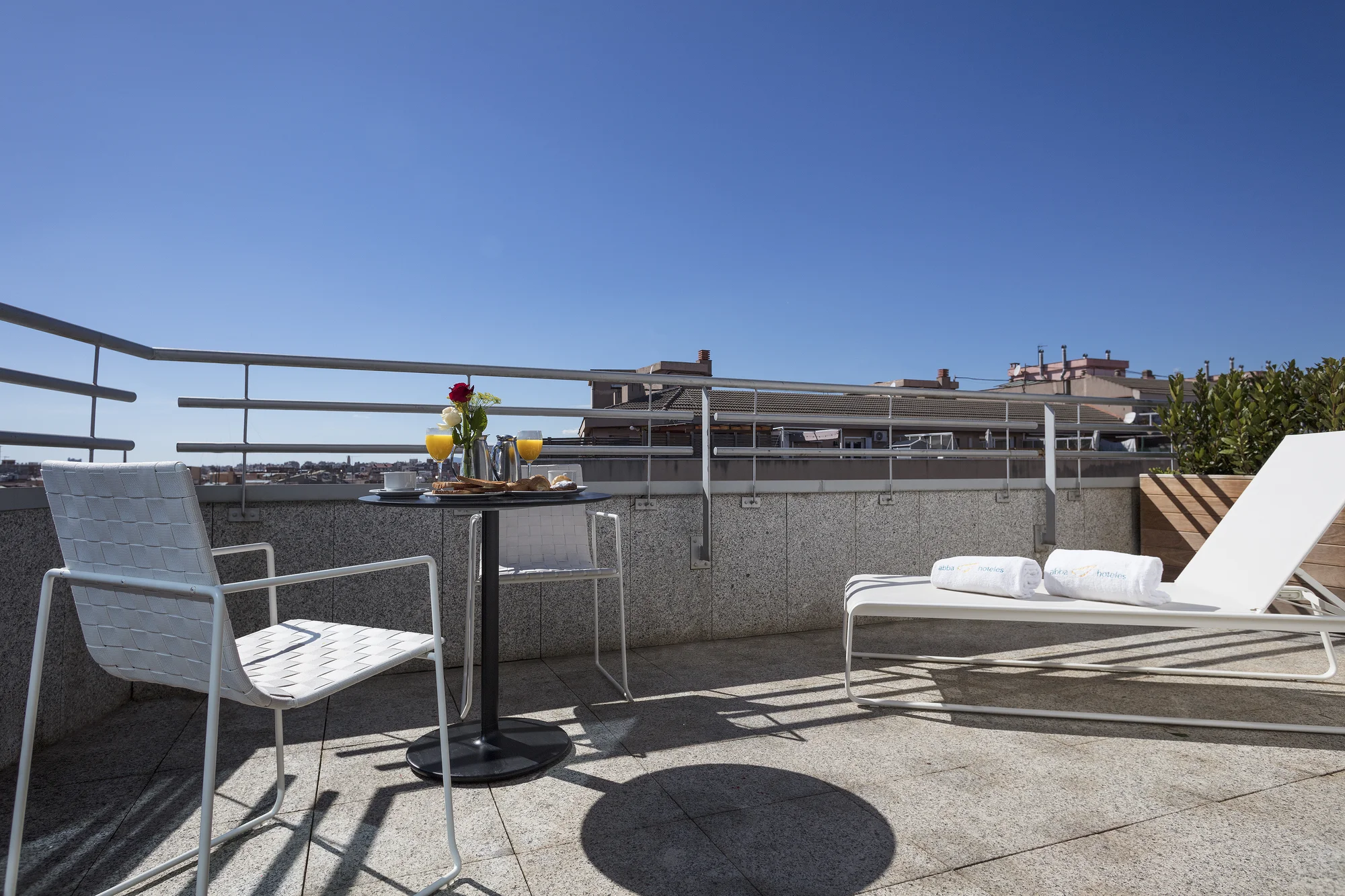 Poznejte krásy Barcelony: pobyt v hotelu se snídaní jen kousek od metra