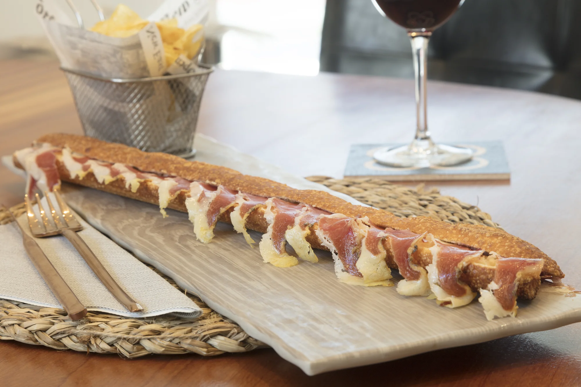 Poznejte krásy Barcelony: pobyt v hotelu se snídaní jen kousek od metra