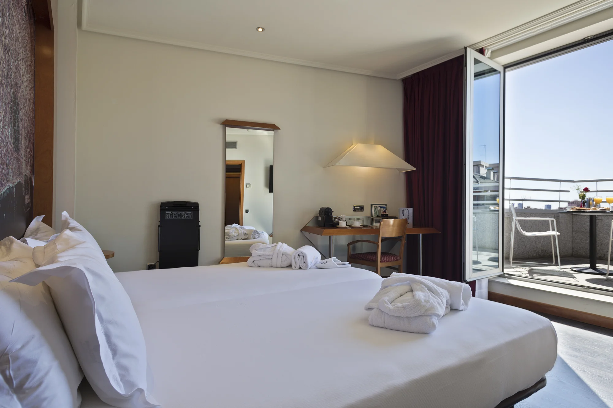 Poznejte krásy Barcelony: pobyt v hotelu se snídaní jen kousek od metra