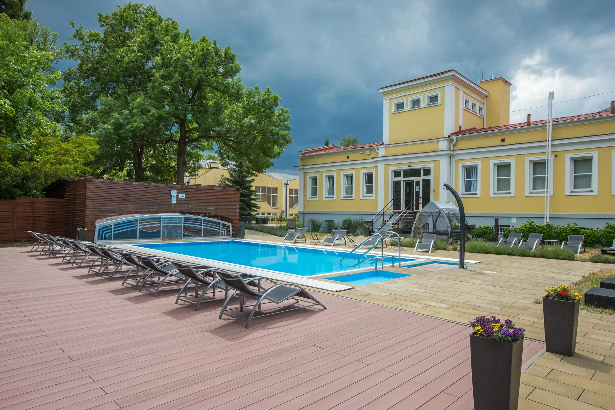 Pobyt ve Františkových Lázních: snídaně či plná penze, bazén i procedury