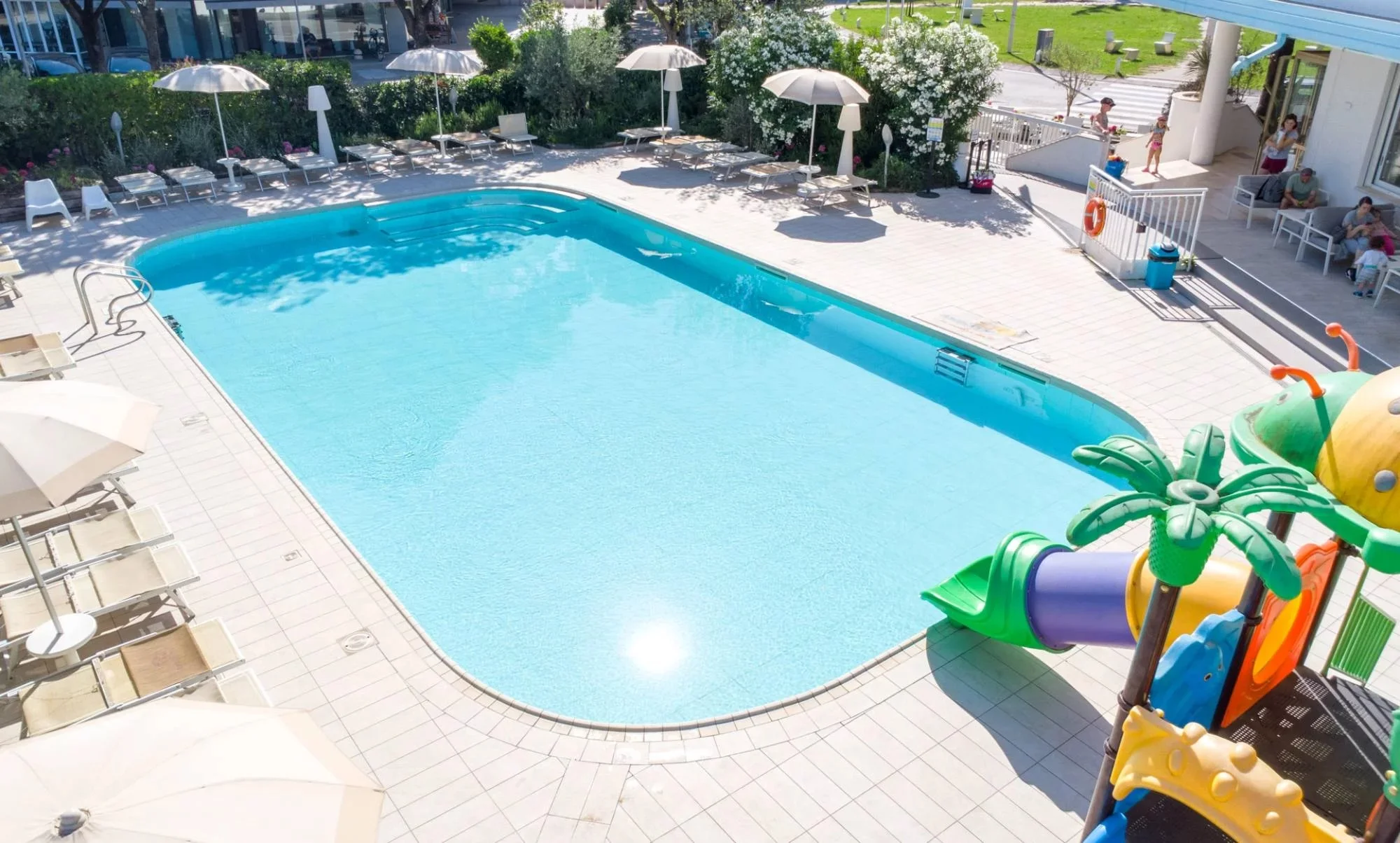 K moři do Itálie: family hotel u pláže, bazén, animační program a plná či polopenze