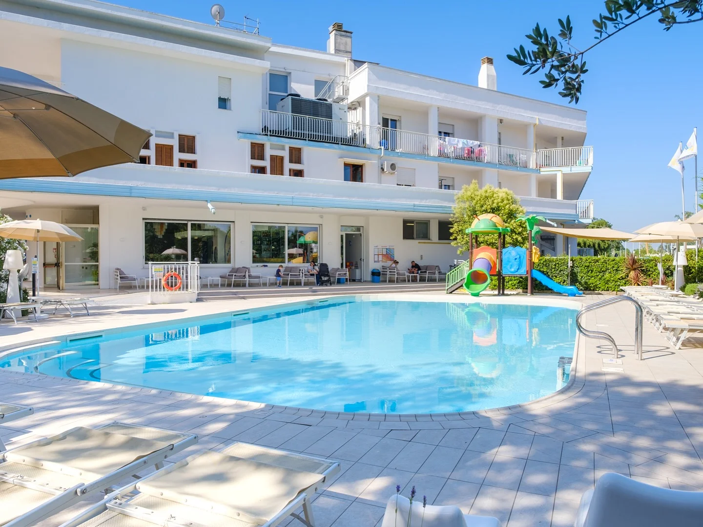 K moři do Itálie: family hotel u pláže, bazén, animační program a plná či polopenze