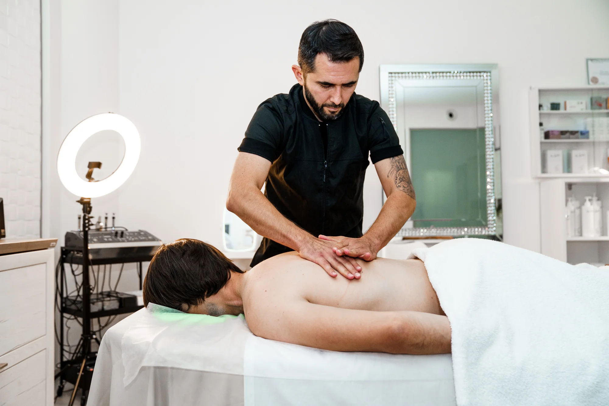 Relax a harmonie na 60 až 120 minut: masáž obličeje, nohou, zad i celého těla