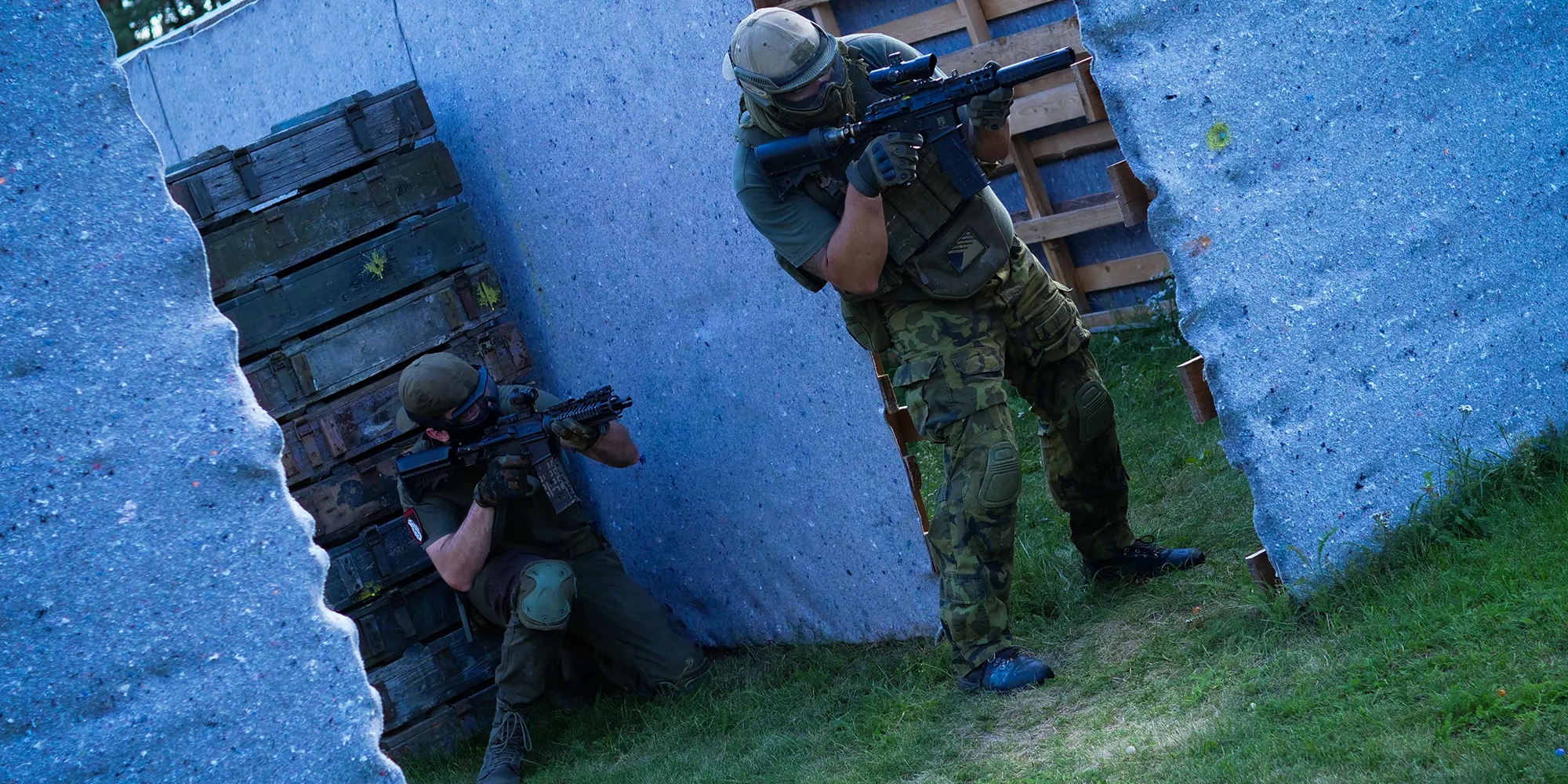 Akční bitva na 3 000 m²: paintball v městské aréně Nechanice pro 1–10 osob