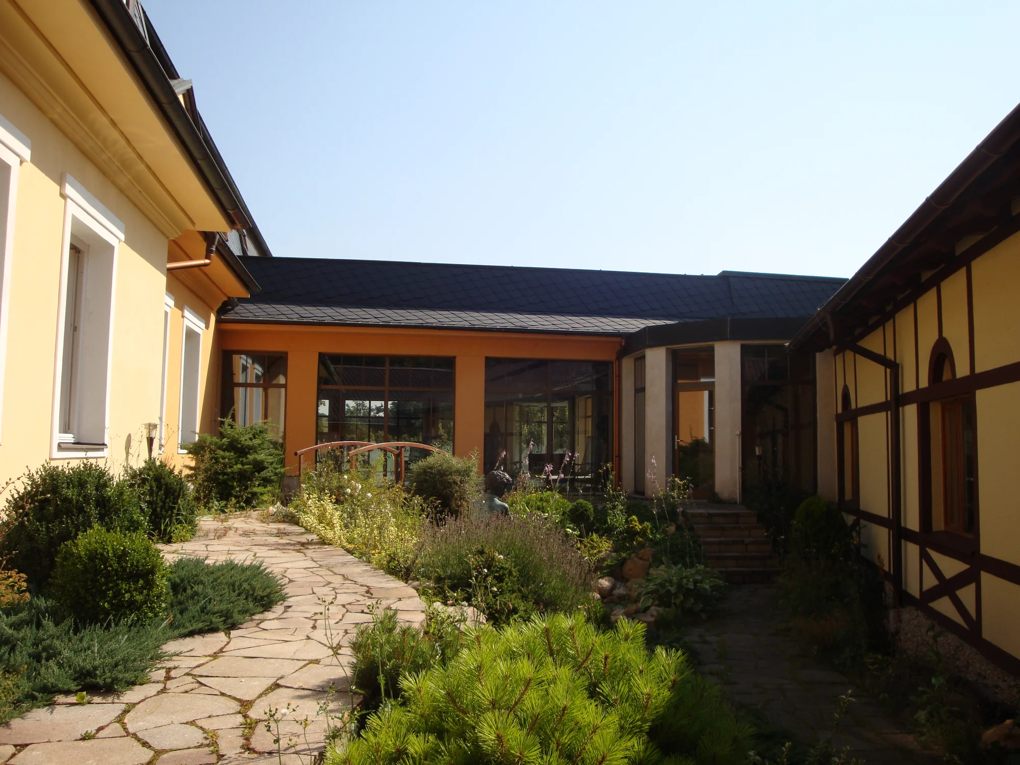 Lázeňský pobyt v Klášterci nad Ohří: snídaně či polopenze, vstup do bazénu s vířivkou a solné jeskyně