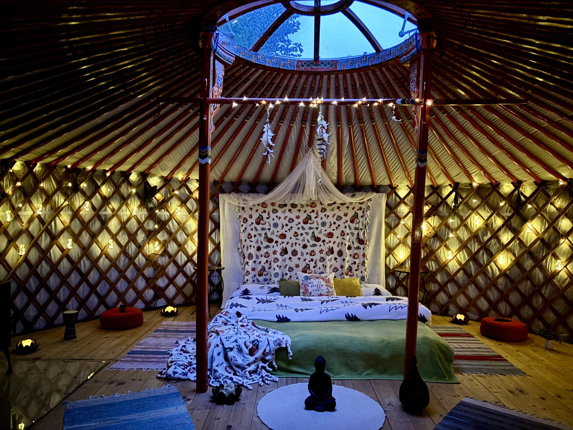 Stylová jurta nedaleko Blaníku s možností snídaně pro dva i rodinu