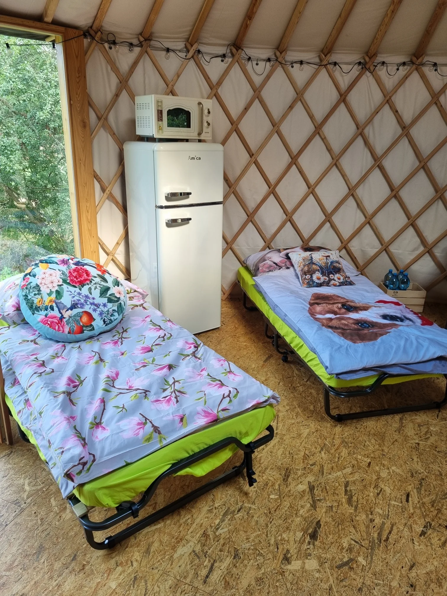 Jurta v Toulavě: areál statku uprostřed přírody a vyžití pro děti