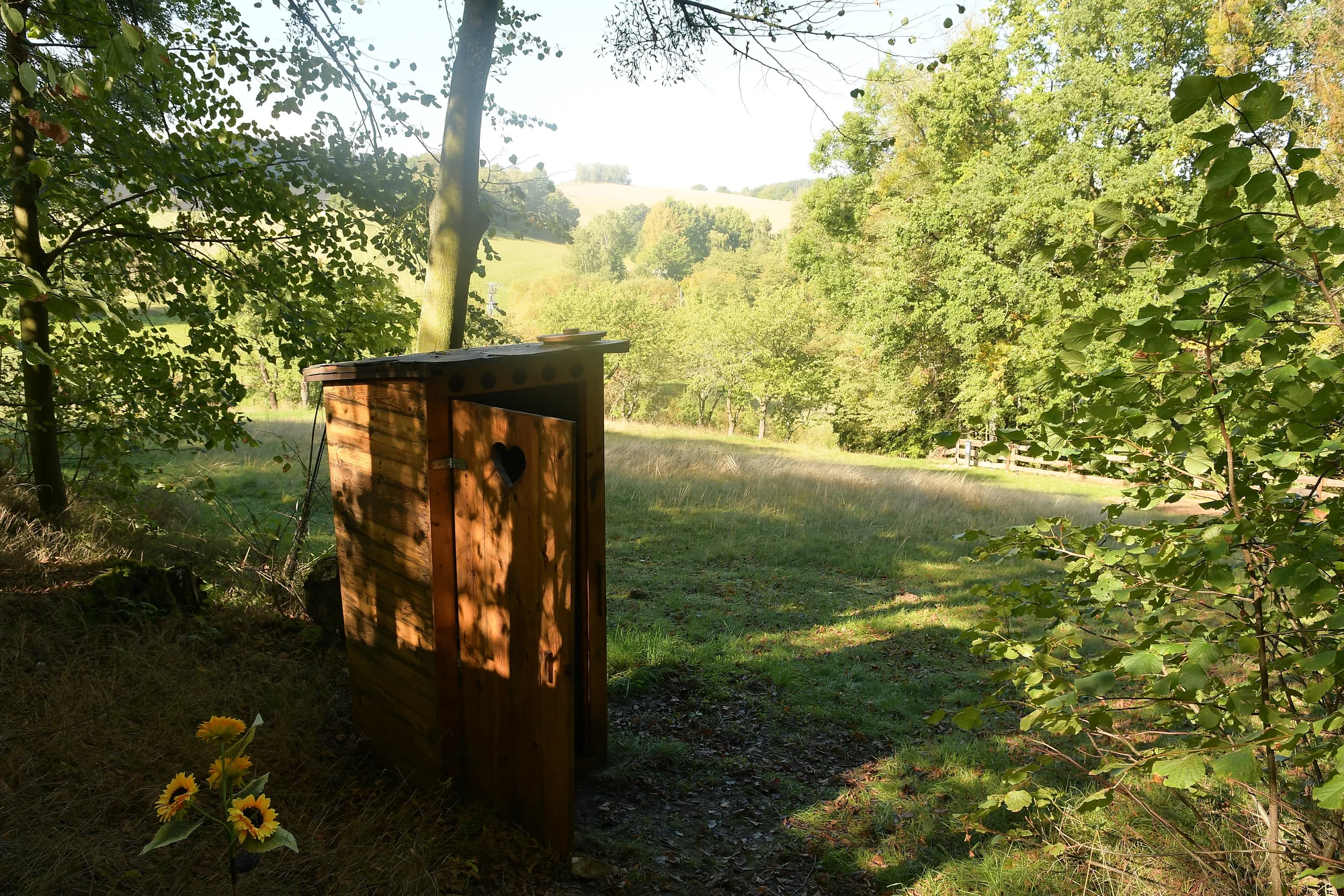 Jurta v Toulavě: areál statku uprostřed přírody a vyžití pro děti