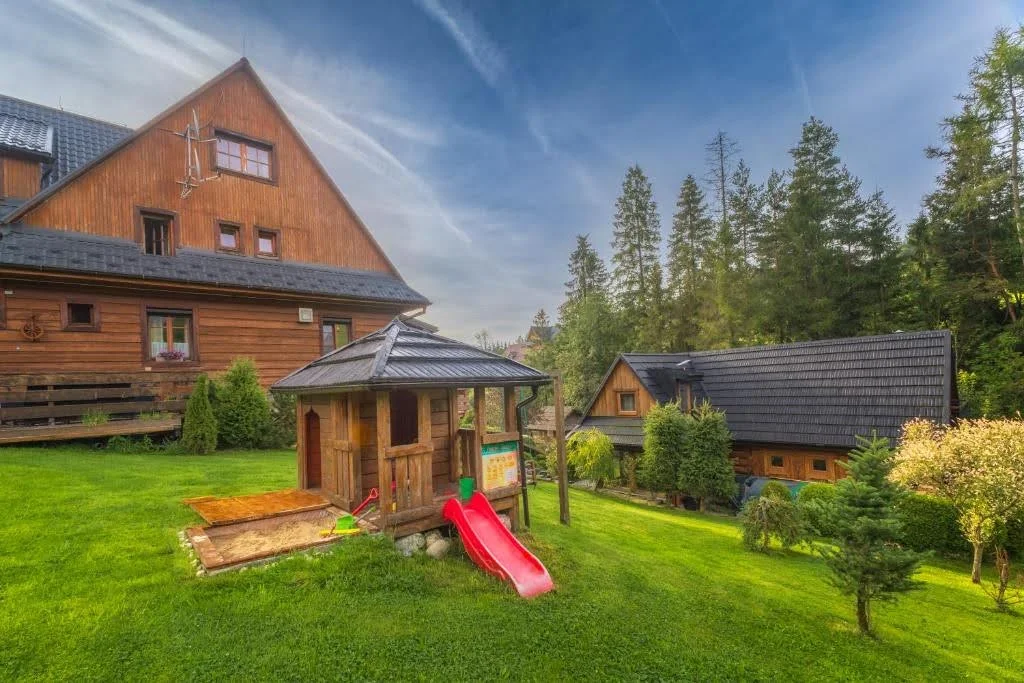 Ubytování v kouzelné chaloupce ve Ždiaru se snídaní a možností wellness