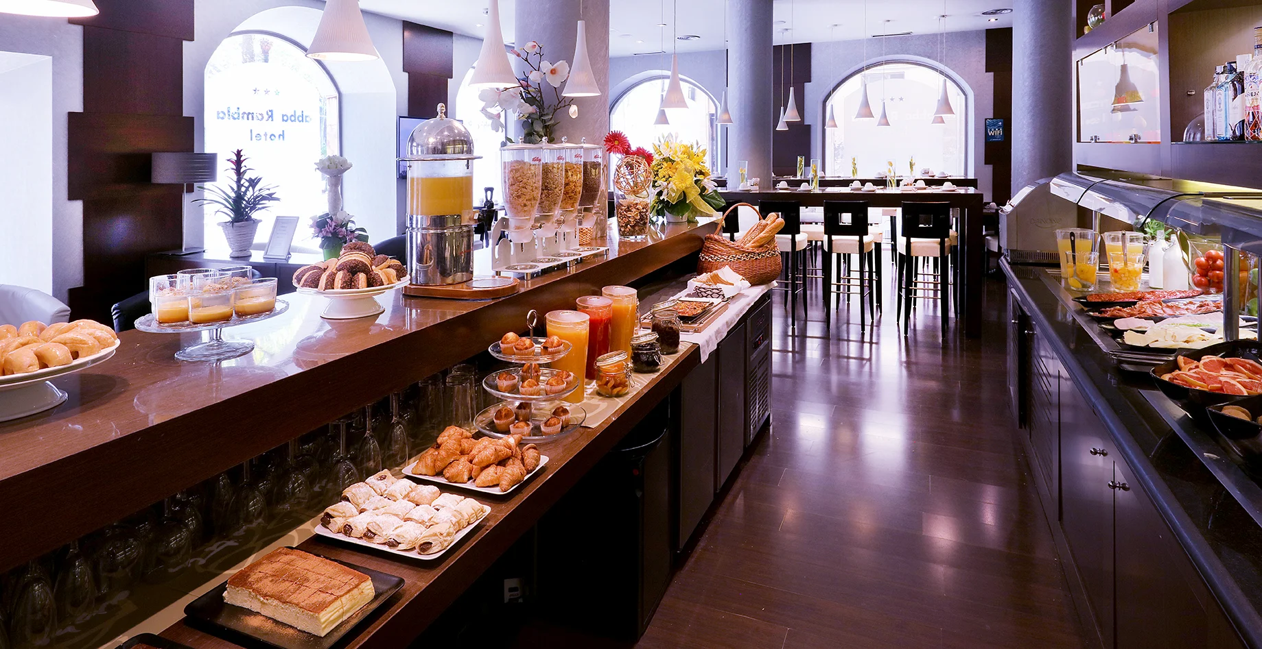 Pobyt v srdci Barcelony se snídaní: hotel pár minut od ulice La Rambla a 4 km od Sagrada Família