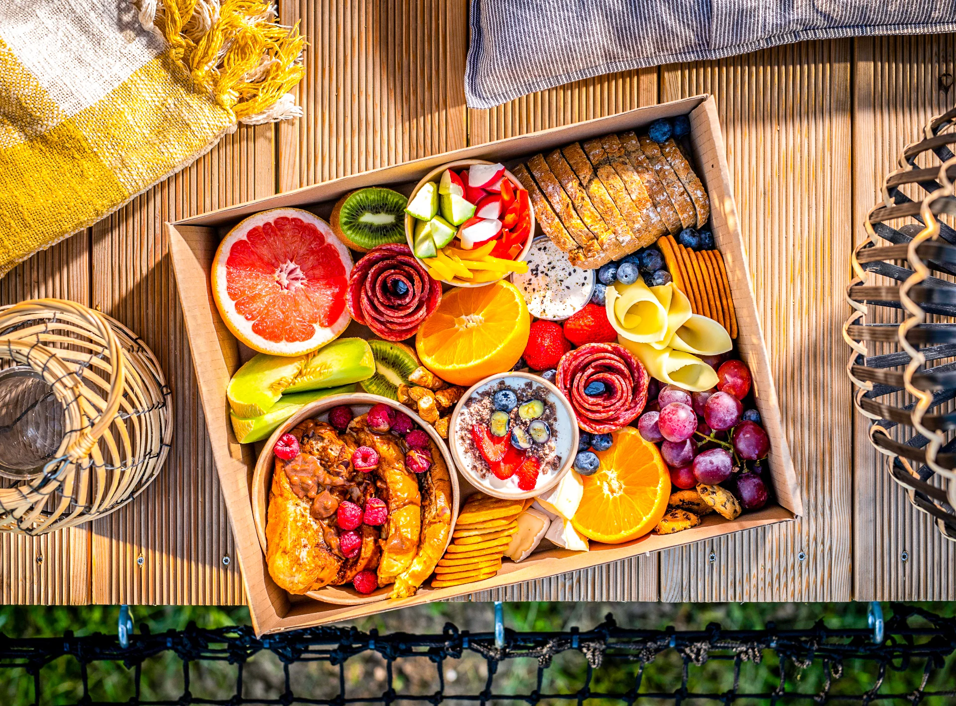 Luxusní designový domek spjatý s přírodou, varianta s boxem plným dobrot