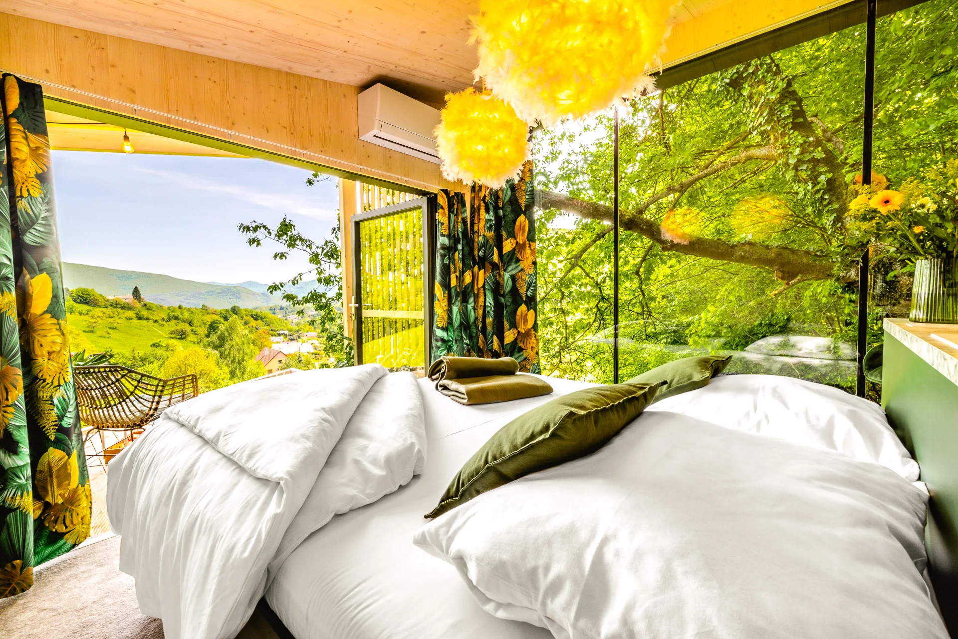 Luxusní designový domek spjatý s přírodou, varianta s boxem plným dobrot