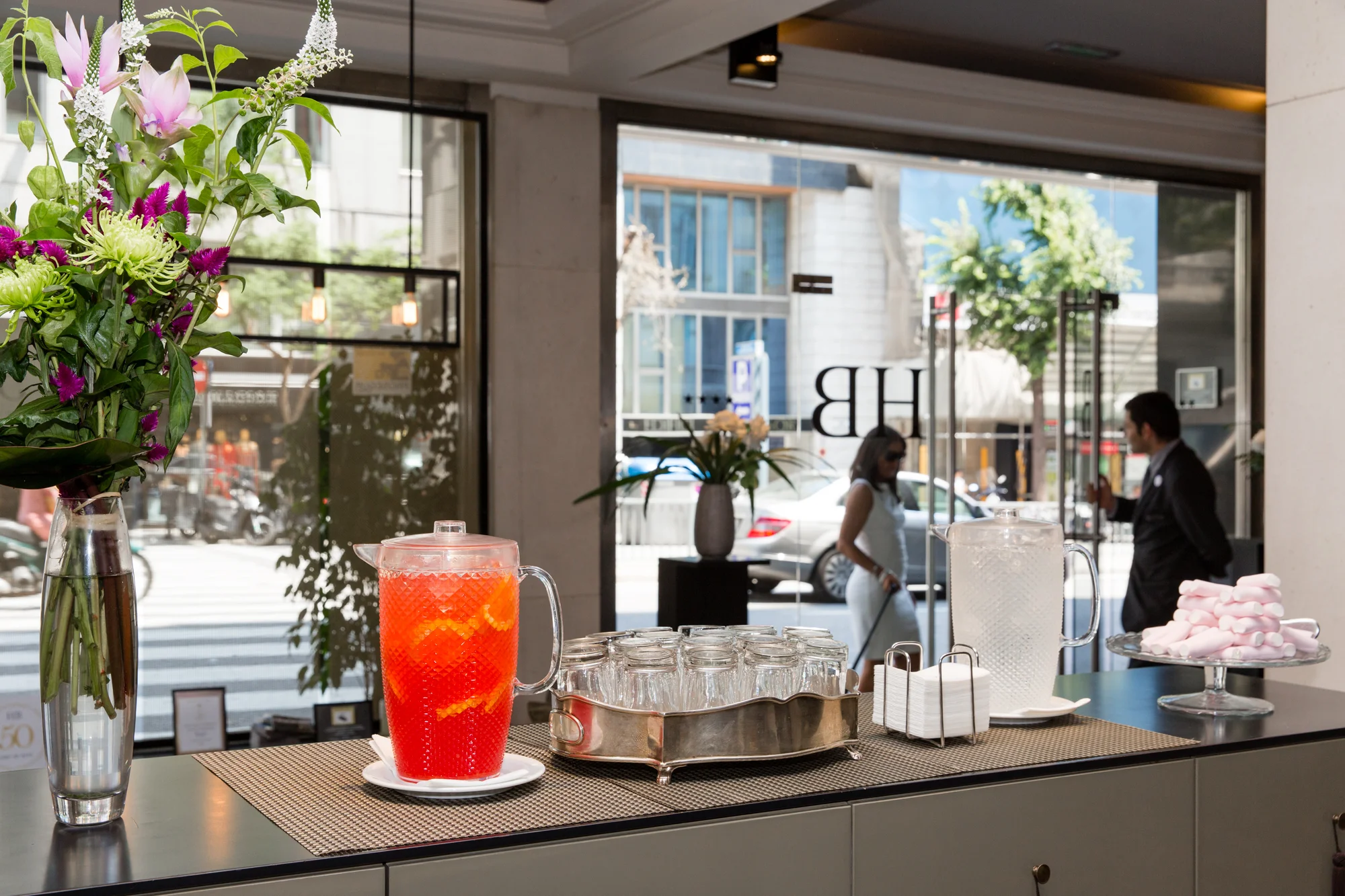 Dovolená v Barceloně: 4* hotel s bohatou snídaní a saunou, 2 km od Sagrada Família