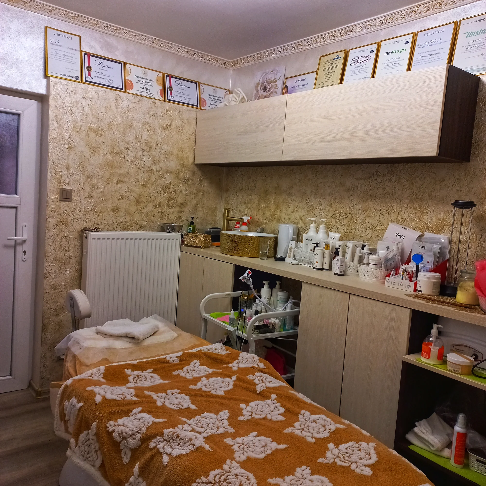 Hloubková péče: Karboxyterapie, mikrojehličkování či celotělový zábal