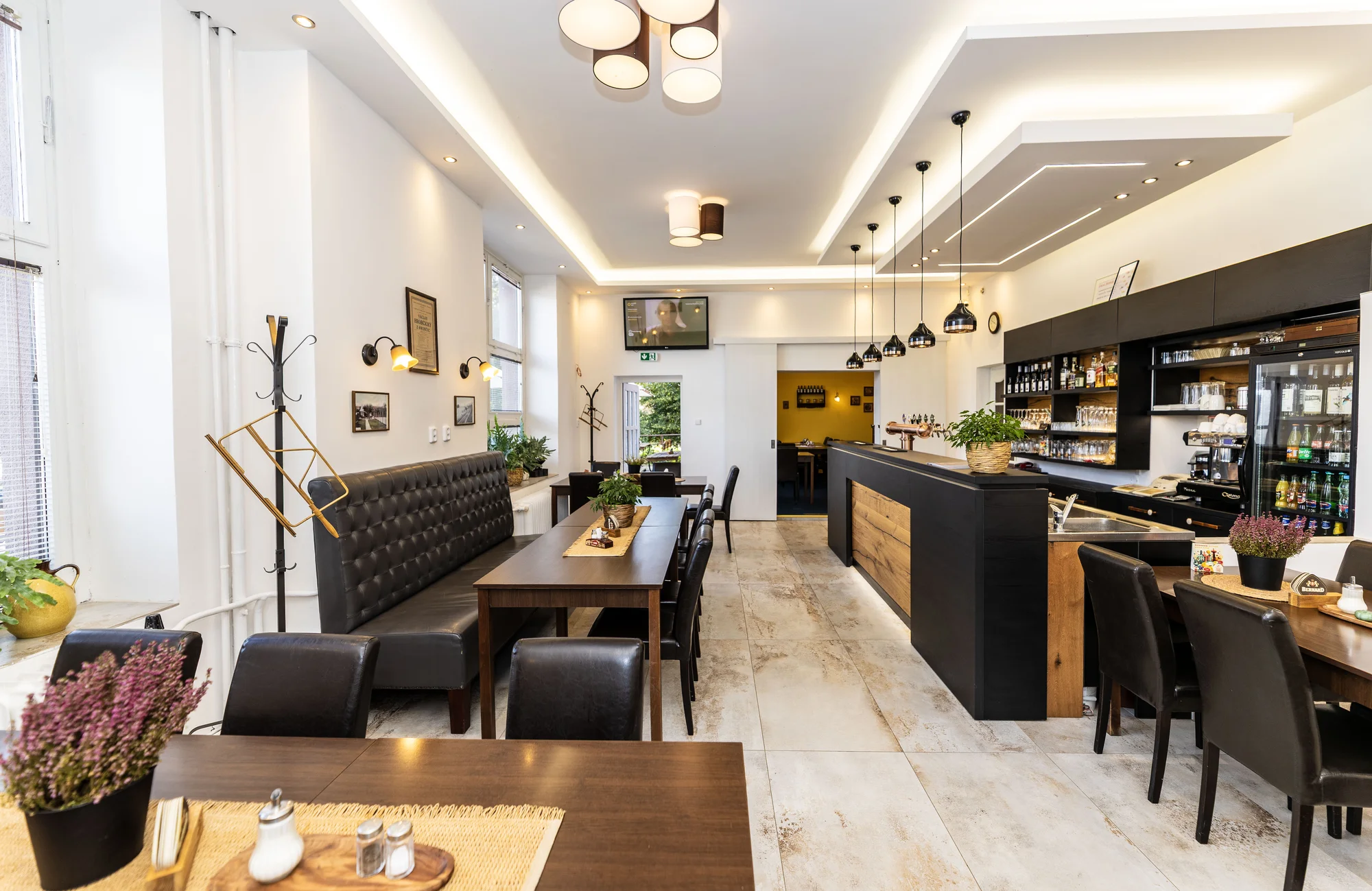 Pohodový pobyt v Českém Krasu: hotel v blízkosti Karlštejna, snídaně nebo polopenze