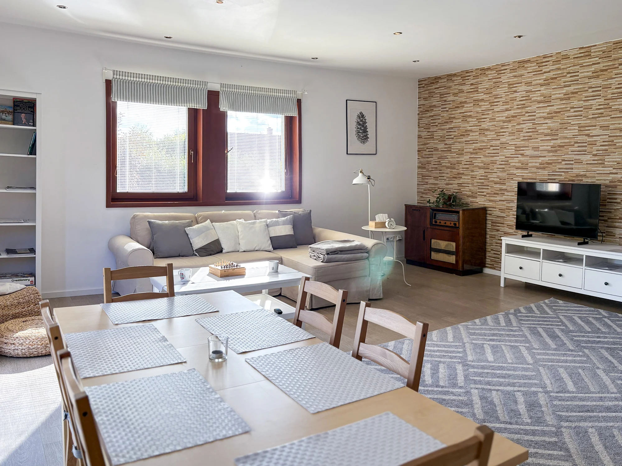 Dovolená v oblasti Tiských stěn: moderní prázdninový domek až pro 7 osob, možnost wellness