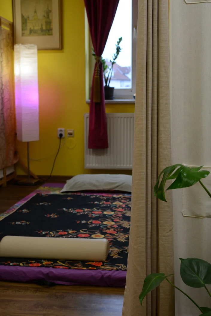 Úleva od napětí a stresu: rekondiční masáž s využitím švédských technik na 30–60 min.