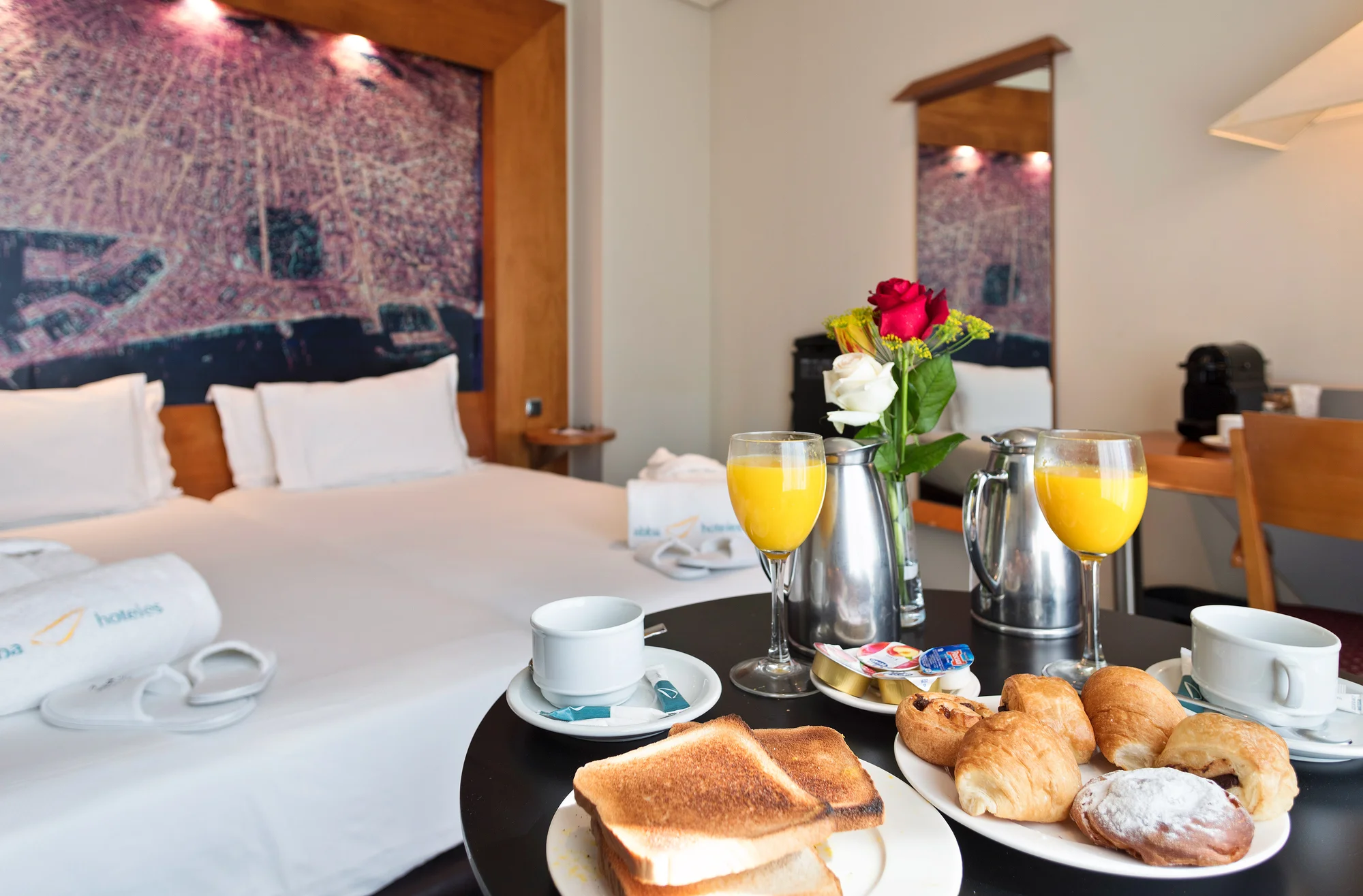 Poznejte krásy Barcelony: pobyt v hotelu se snídaní jen kousek od metra