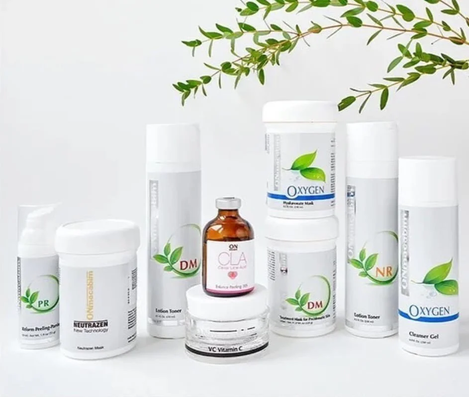 Kosmetické ošetření pleti kyselinou hyaluronovou a ultrazvukovou špachtlí i masáž dekoltu a obličeje