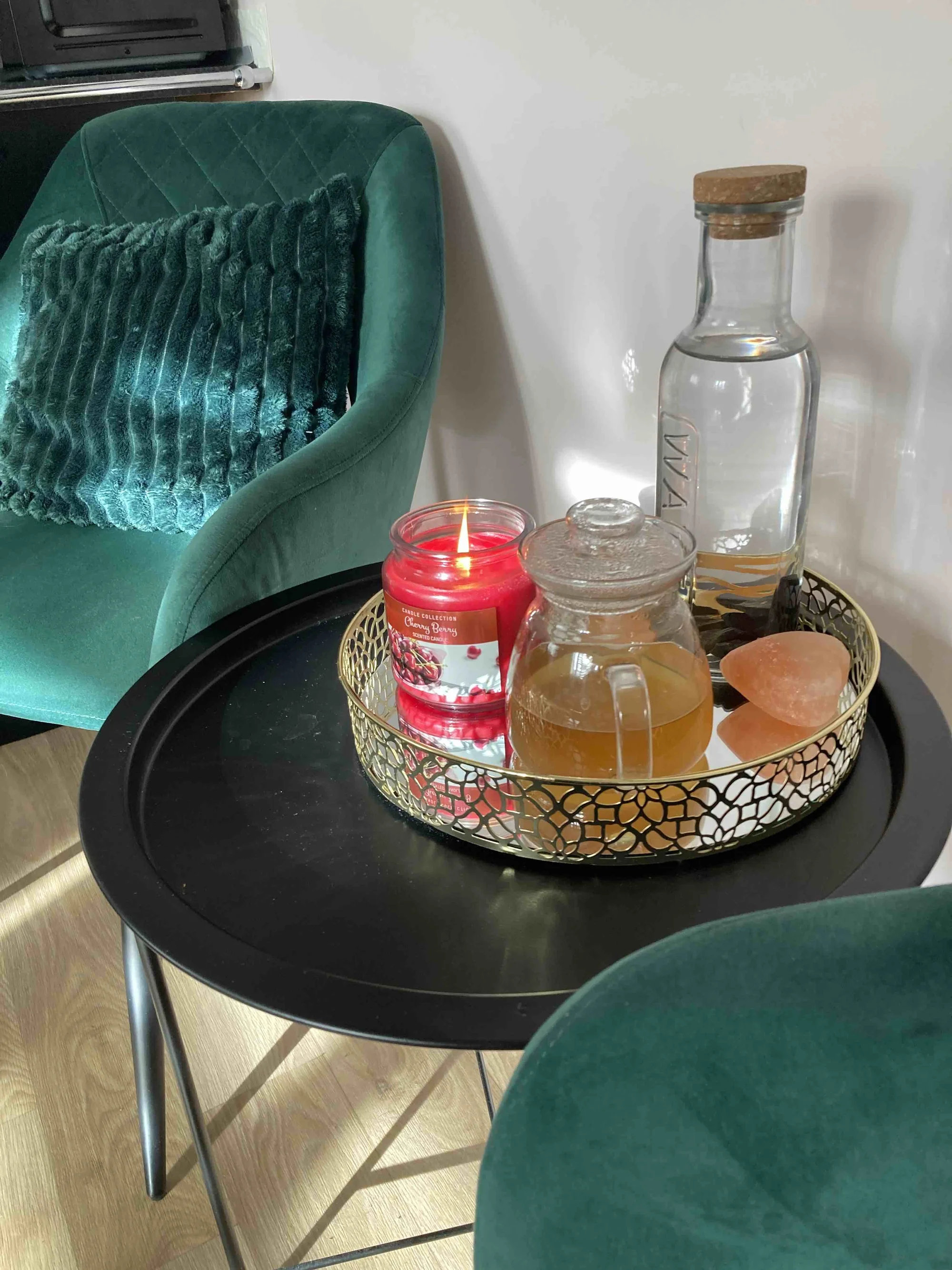 Masáže v délce 40–90 min.: celotělová, lávové kameny i àjurvédská