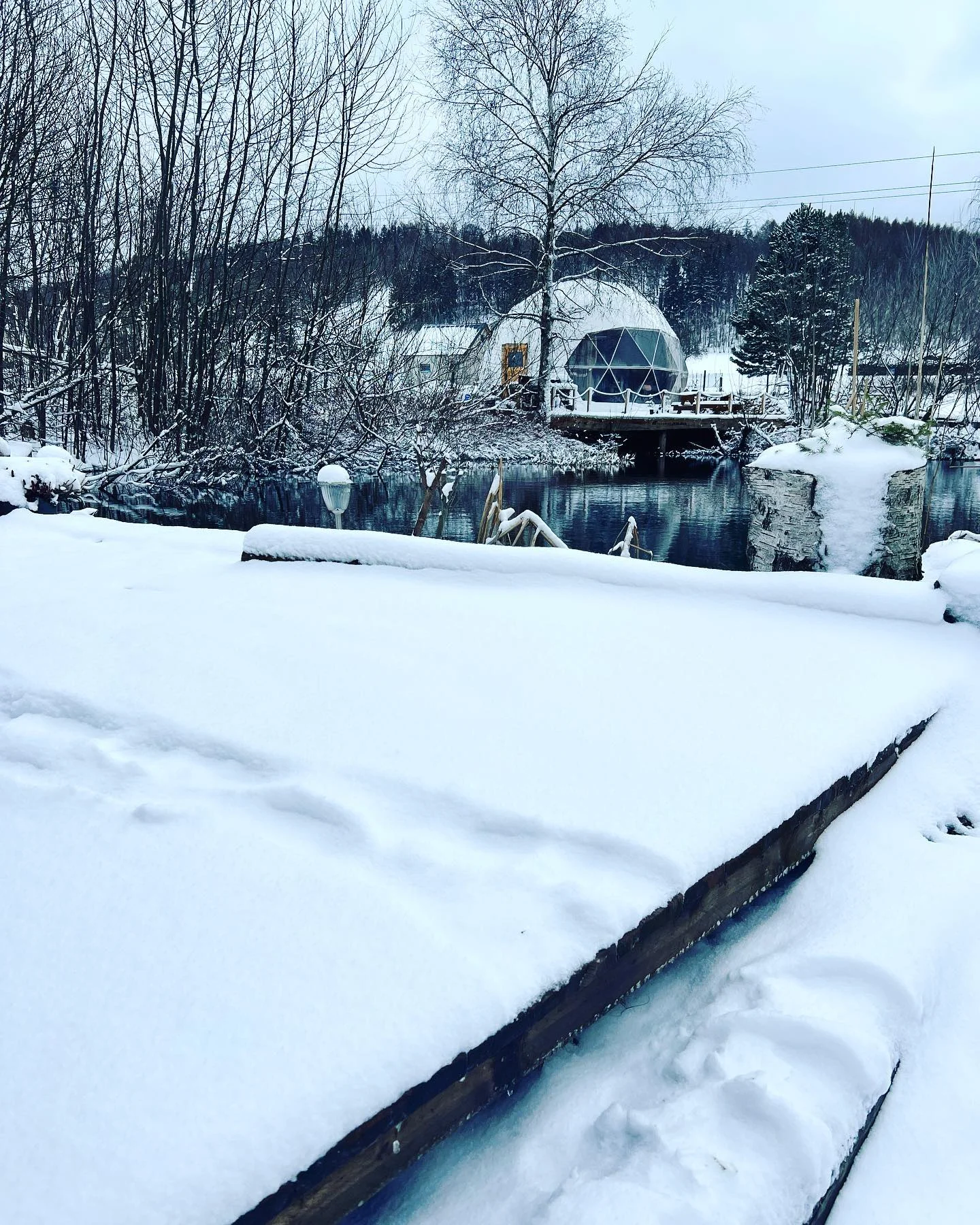 Glamping na severu Čech s rybníkem a horkou lázní: ubytování až pro 6 osob