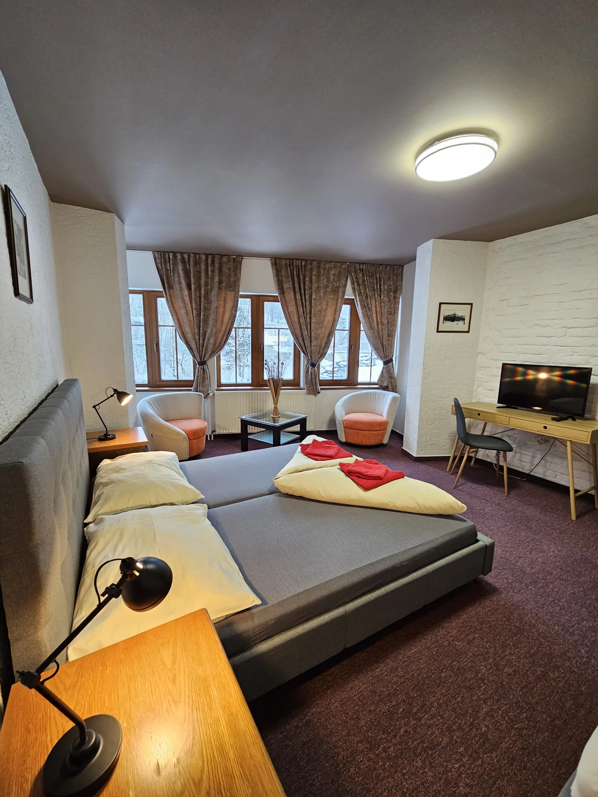 Hotel s pivovarem v Krkonoších: polopenze, exkurze i romantické večeře