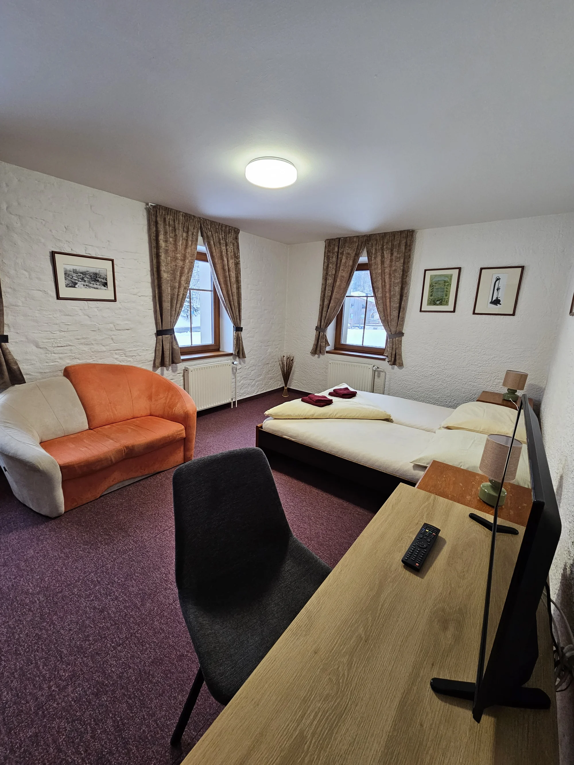 Hotel s pivovarem v Krkonoších: polopenze, exkurze i romantické večeře