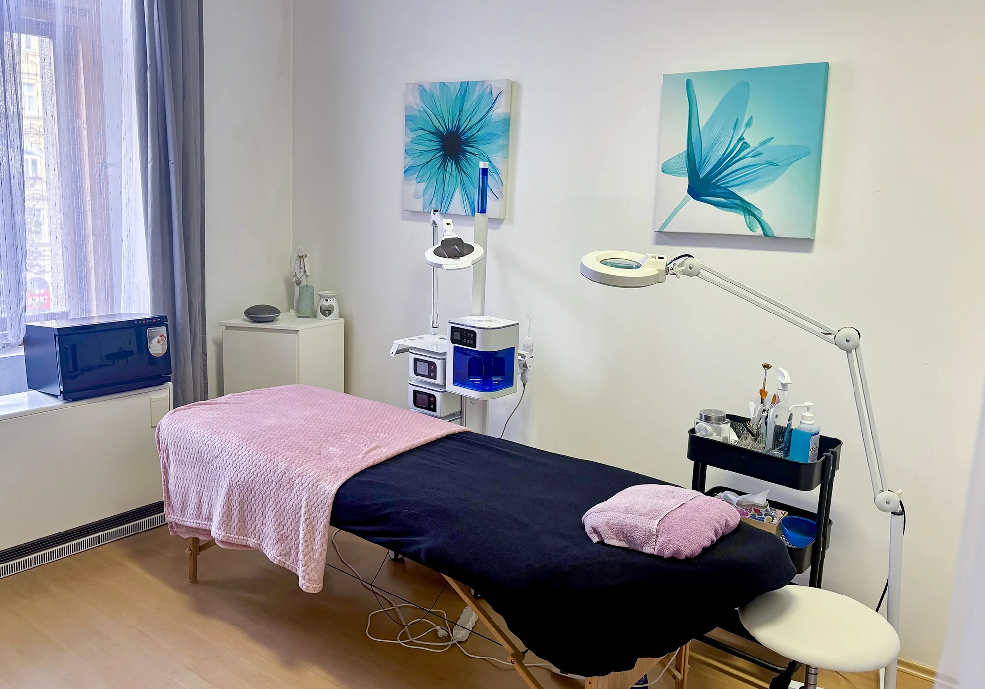 Rozmazlete svou pleť: základní, hydratační, omlazující i relaxační ošetření, 70–105 min.