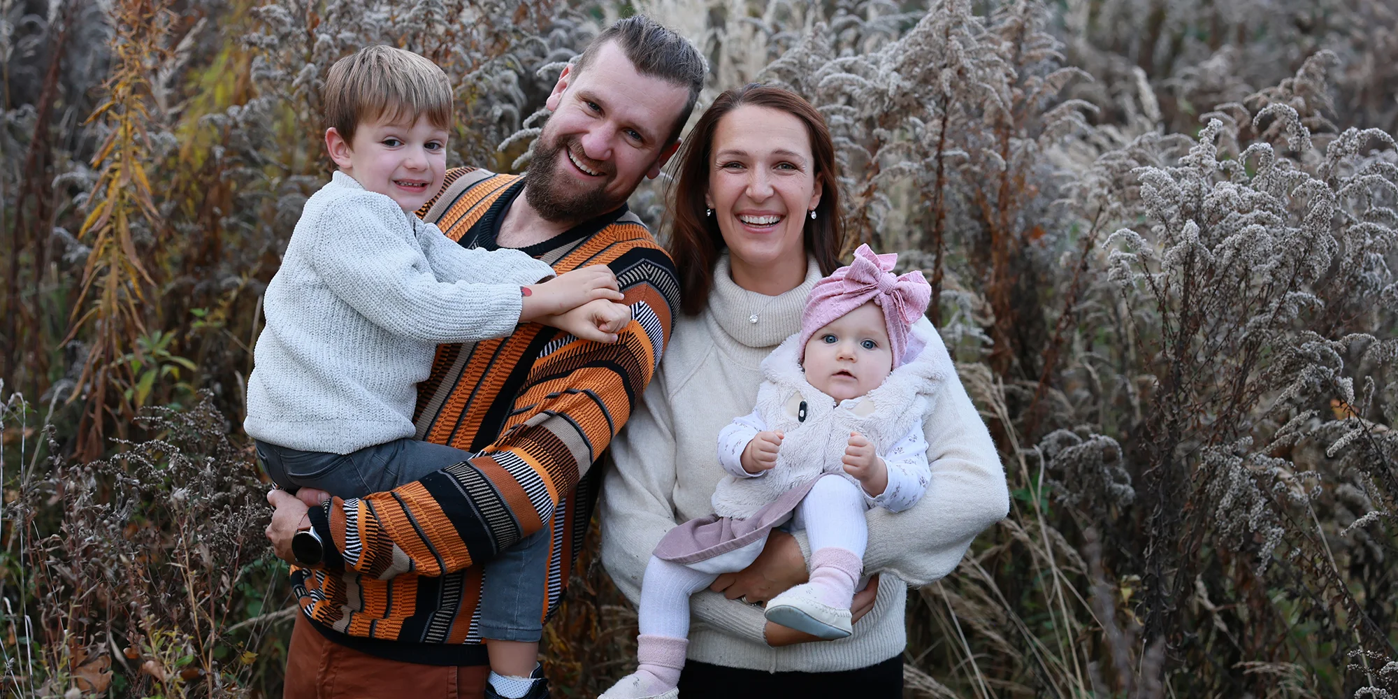 Dárkový voucher na focení v přírodě: pro páry, rodiny i větší skupiny, 5 upravených fotografií