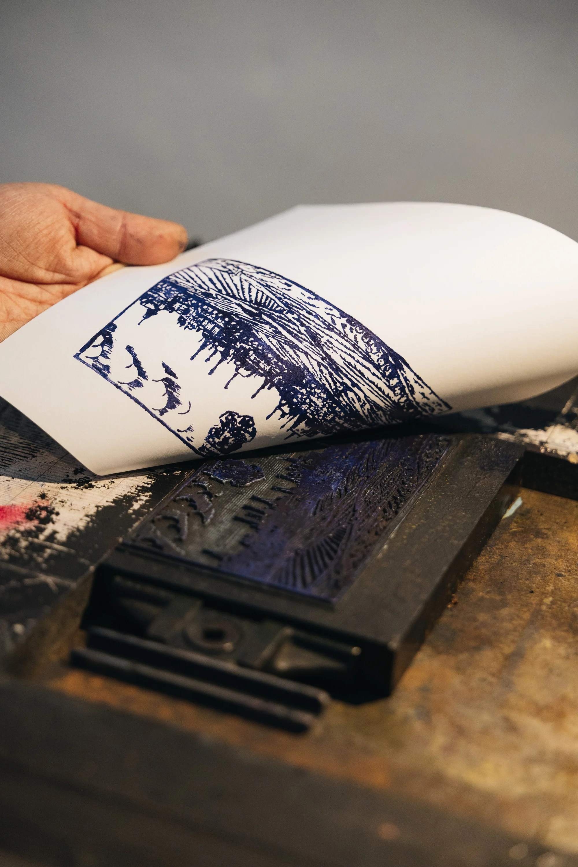 Workshop historického tisku: prohlídka, pečetění i košík plný dobrot