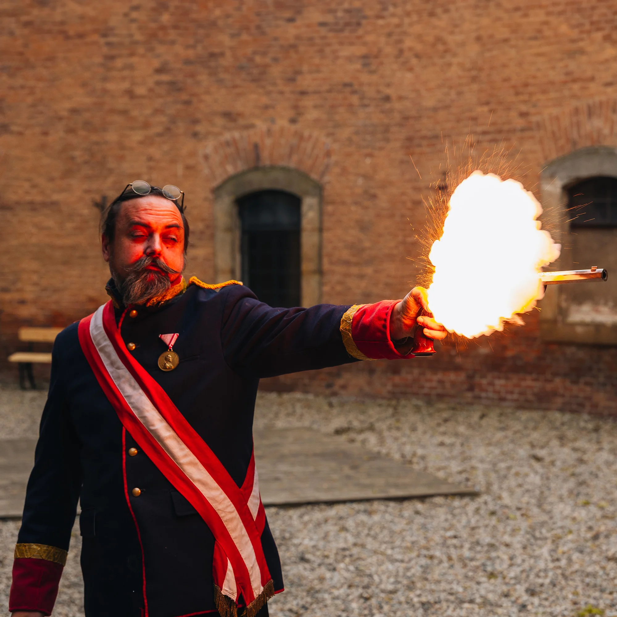 Dobrodružství v pevnosti: výroba střeliva, historická střelnice i večeře pro dva