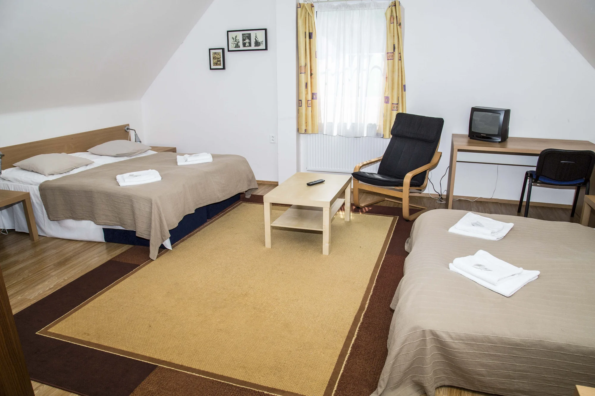 Zimní pohoda v Beskydech s jídlem i neomezenou saunou