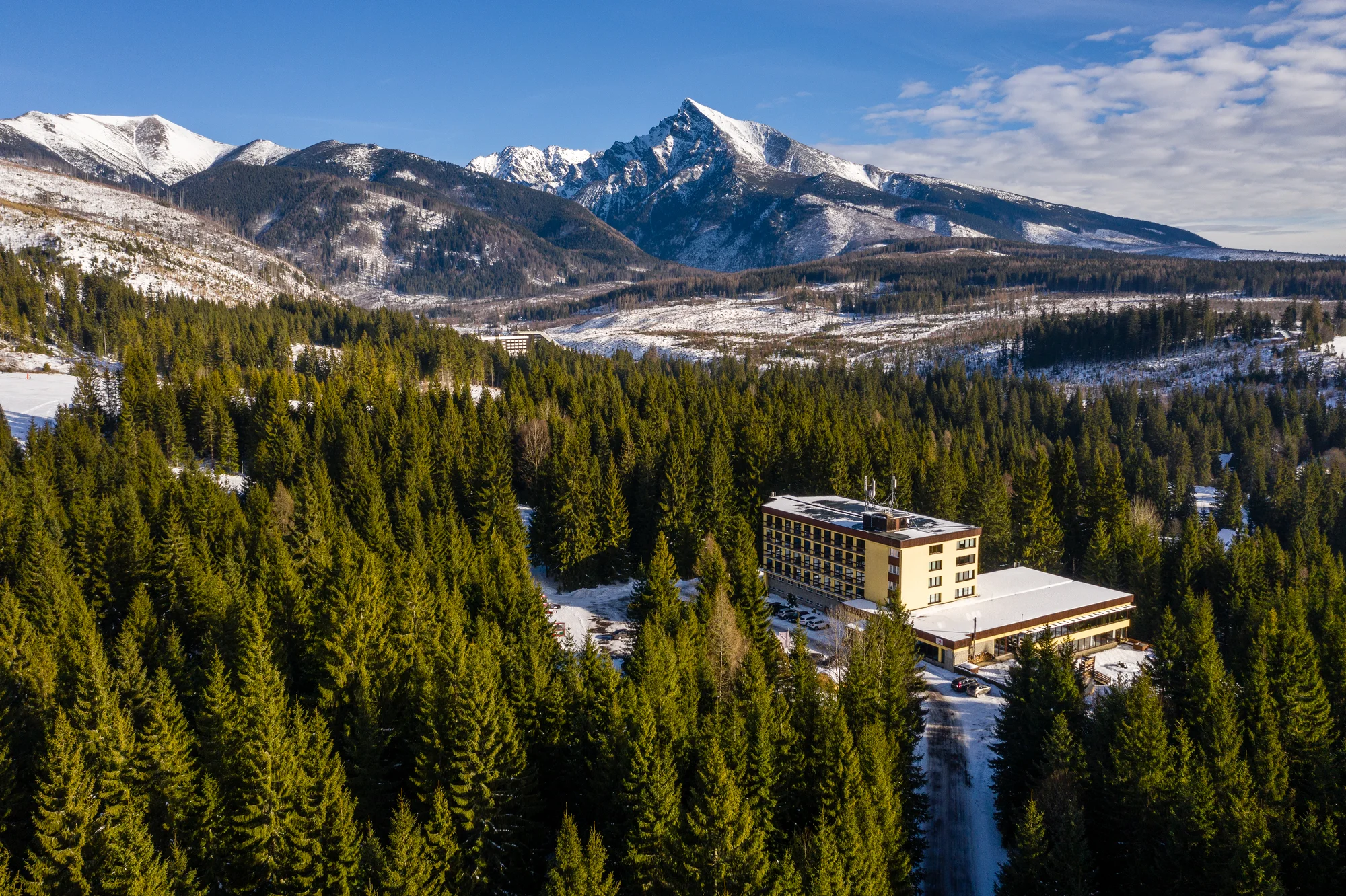 Pobyt v horském prostředí Podbanského: snídaně či polopenze a vstup do luxusního wellness