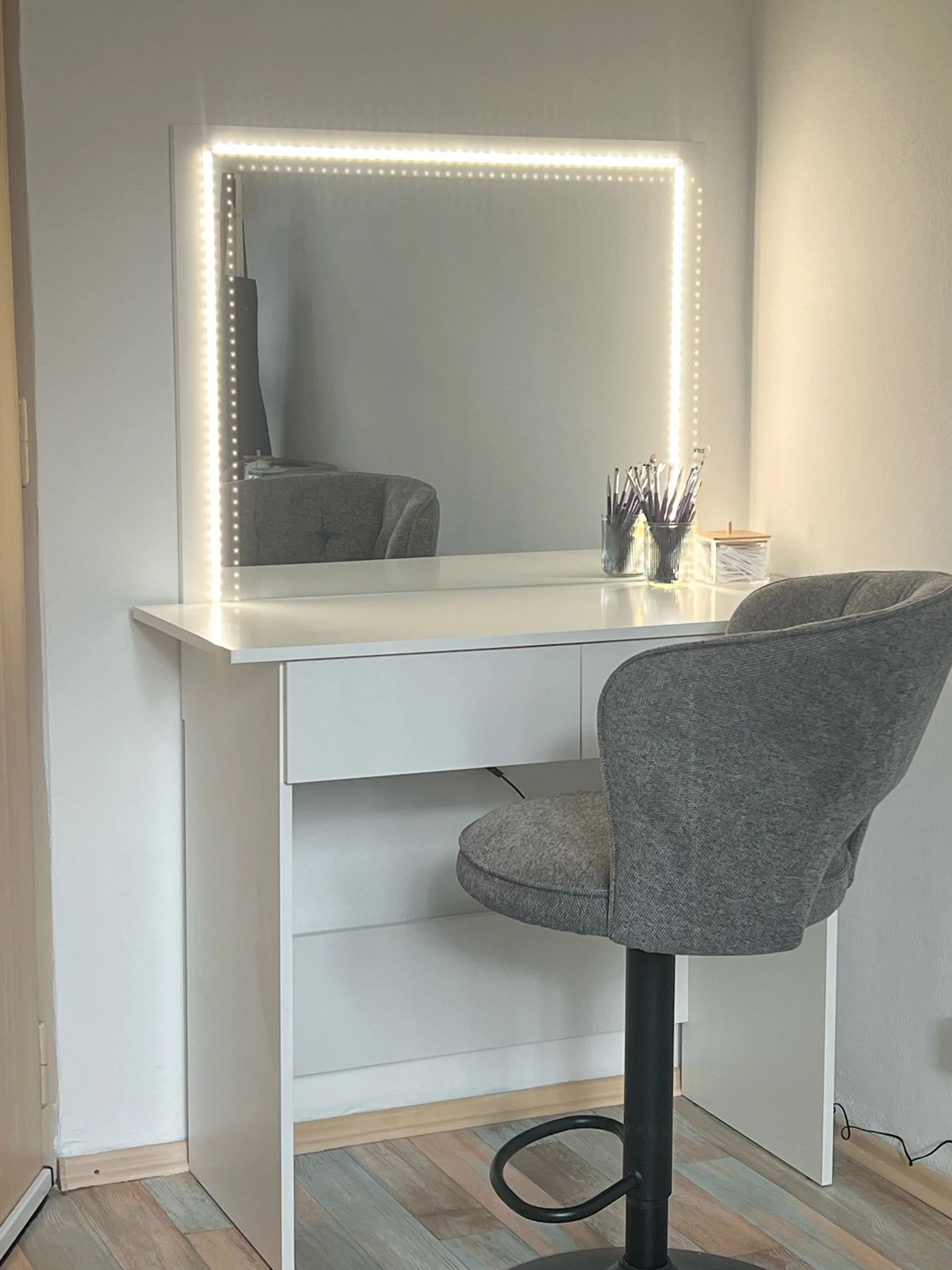 Uhrančivý pohled: barvení obočí i vč. laminace či lash lifting řas